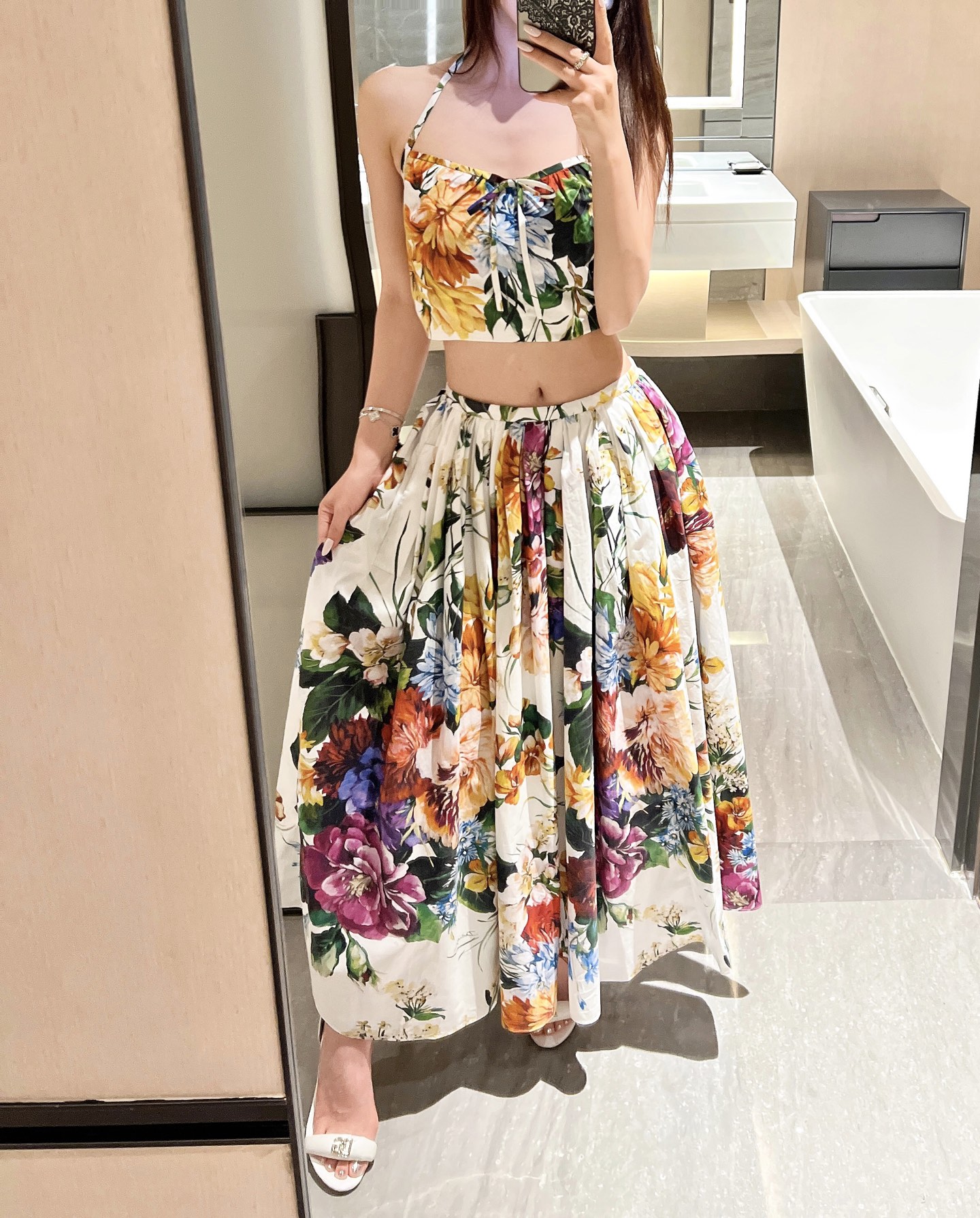 NO:432713,Top Skirt 25 Early Autumn New Skirt This skirt is shorter and more playful and cute!  36-38-40-42,,skirts,alexander wang19860909上衣 半裙25早秋新款这款半裙短一些更加俏皮可爱一些！36-38-40-42,,skirts,alexander wang,Women's clothing