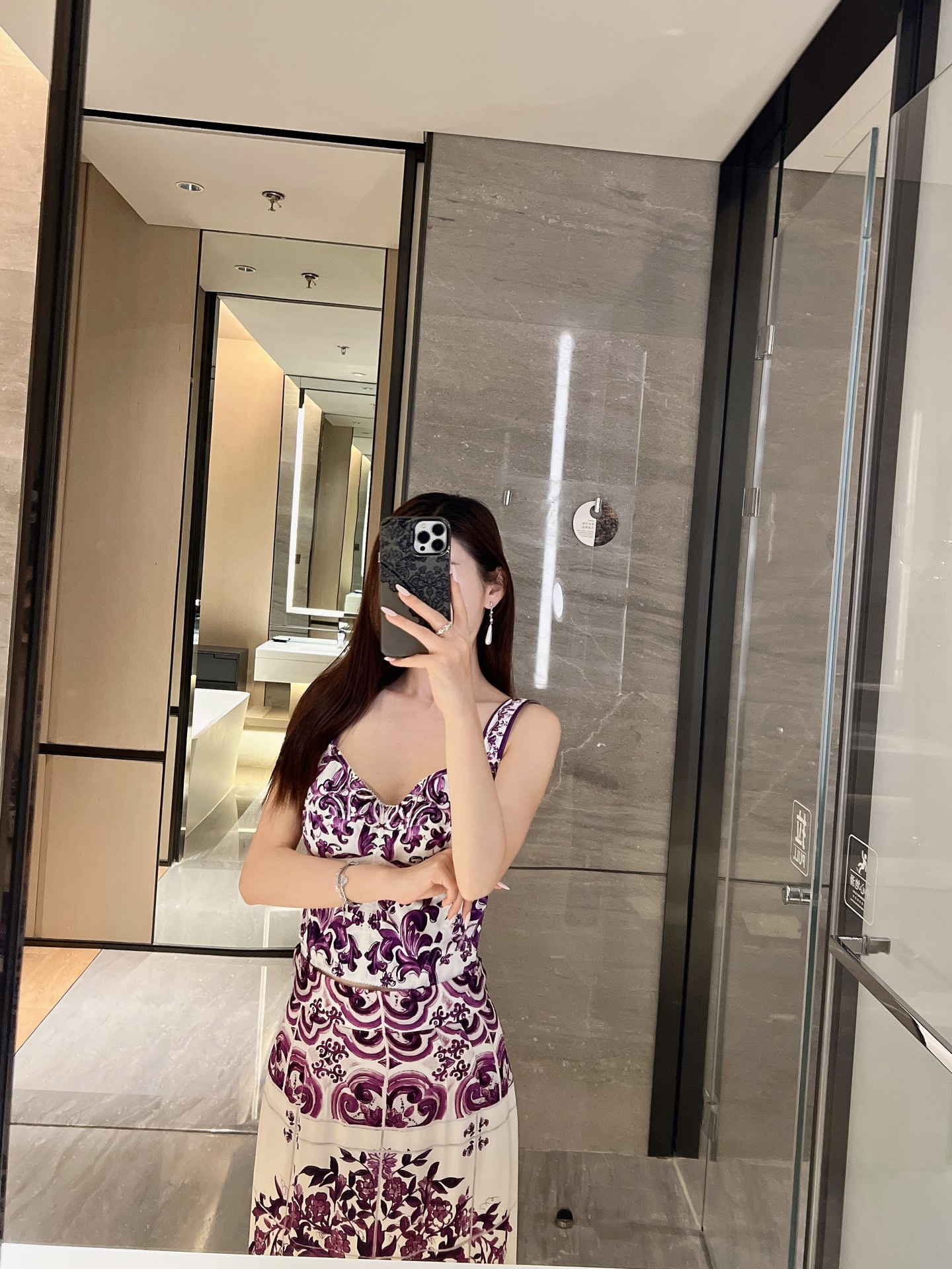 NO:432674,New purple silk skirt in early autumn!  8 days of schedule 36-38-40-42, skirts, real silk, alexander wang19860909早秋新款紫色系列真丝半裙！排单八天36-38-40-42,,skirts,real silk,alexander wang,Women's clothing