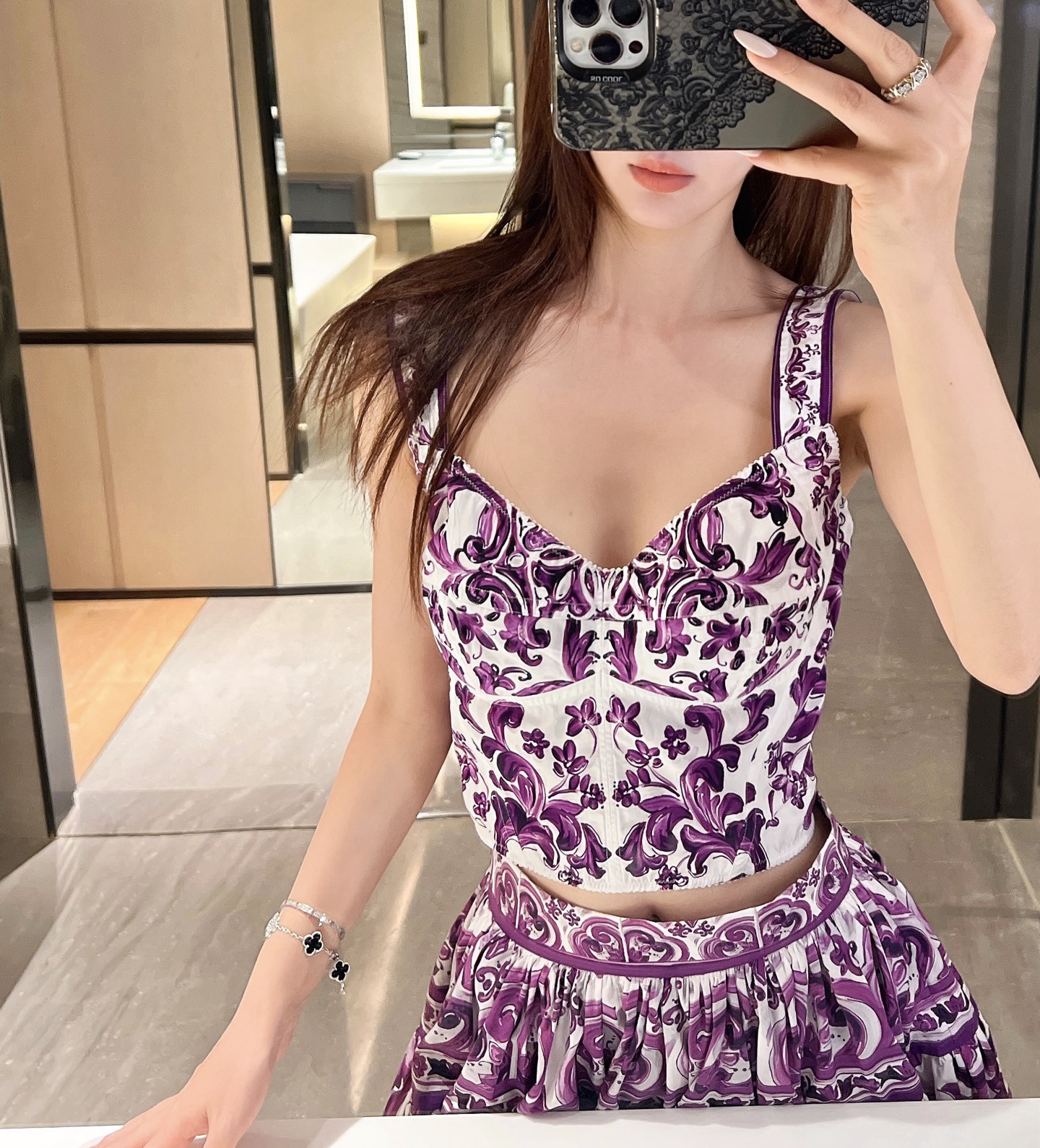 NO:435585,Vest Skirt 25 early autumn new suspender top pure cotton printed skirt!  This suspender style looks very slimming and beautiful in breasts!  Vests are shipped in 8 days!  Skirts order 7 days shipment 36-38-40-42, skirts, alexander wang19860909背心 半裙 25早秋新款吊带上衣纯棉印花半裙！这款吊带版型非常显瘦胸型很漂亮！背心排单8天出货！半裙排单7天出货36-38-40-42,,skirts,alexander wang,Women's clothing