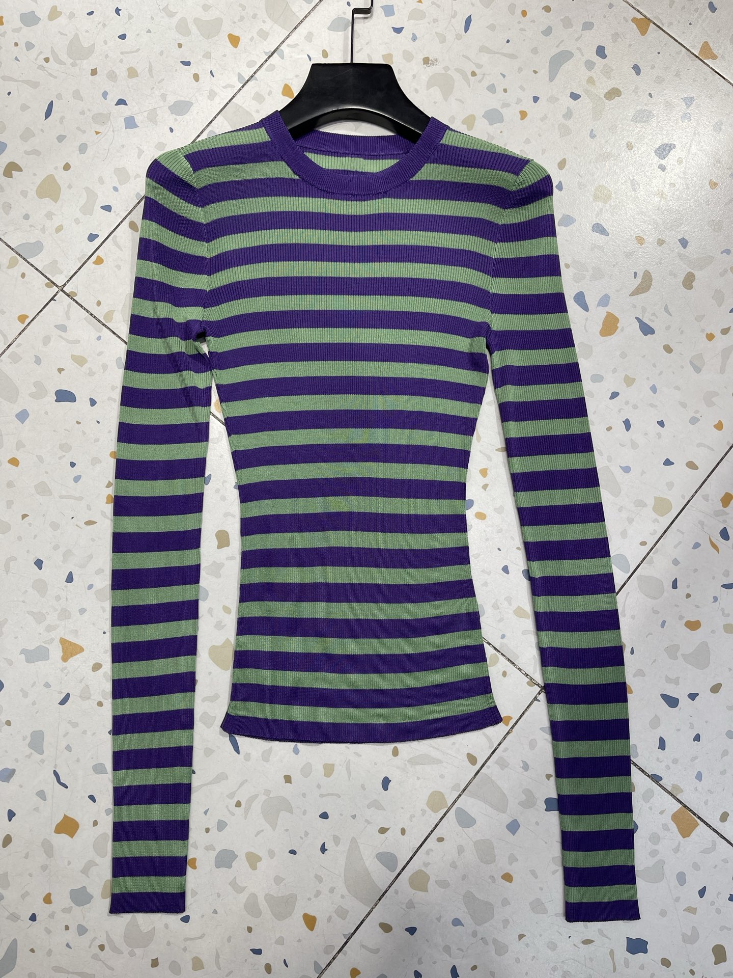 NO:448746,New striped sweaters in early autumn have long sleeves!  Spot 36-38-40-42p,,sweaters,alexander wang19860909早秋新品条纹毛衣还有长袖！现货36-38-40-42p,,sweaters,alexander wang,Women's clothing
