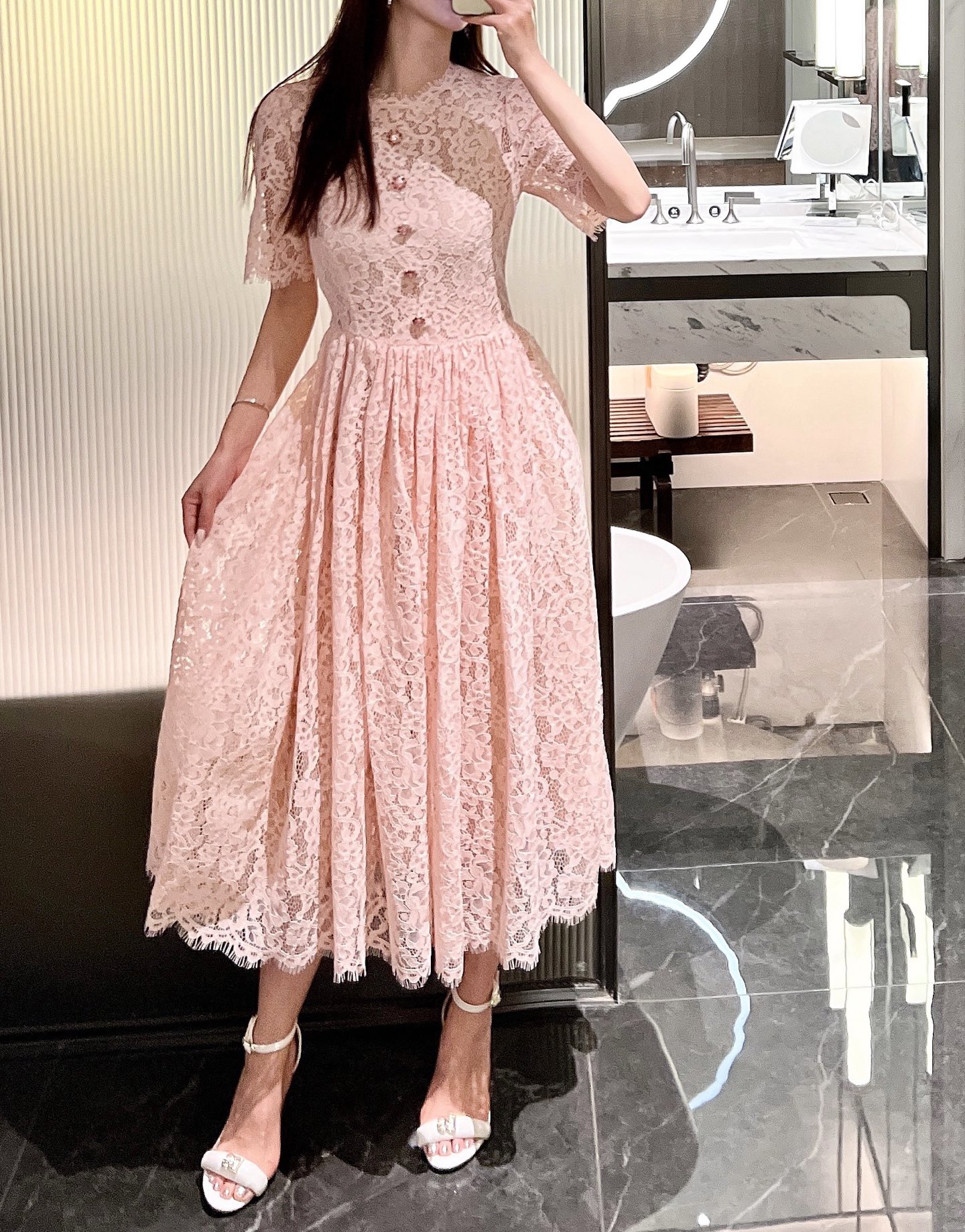 NO:451299,The new model of early autumn is a real shot of the new diamond buckle pink lace silk suspender inner-inch dress!  Spot 36-38-40-42p, skirts, real silk, alexander wang19860909早秋新款这款是实物实拍新款钻扣粉色蕾丝真丝吊带内寸连衣裙！现货36-38-40-42p,,skirts,real silk,alexander wang,Women's clothing