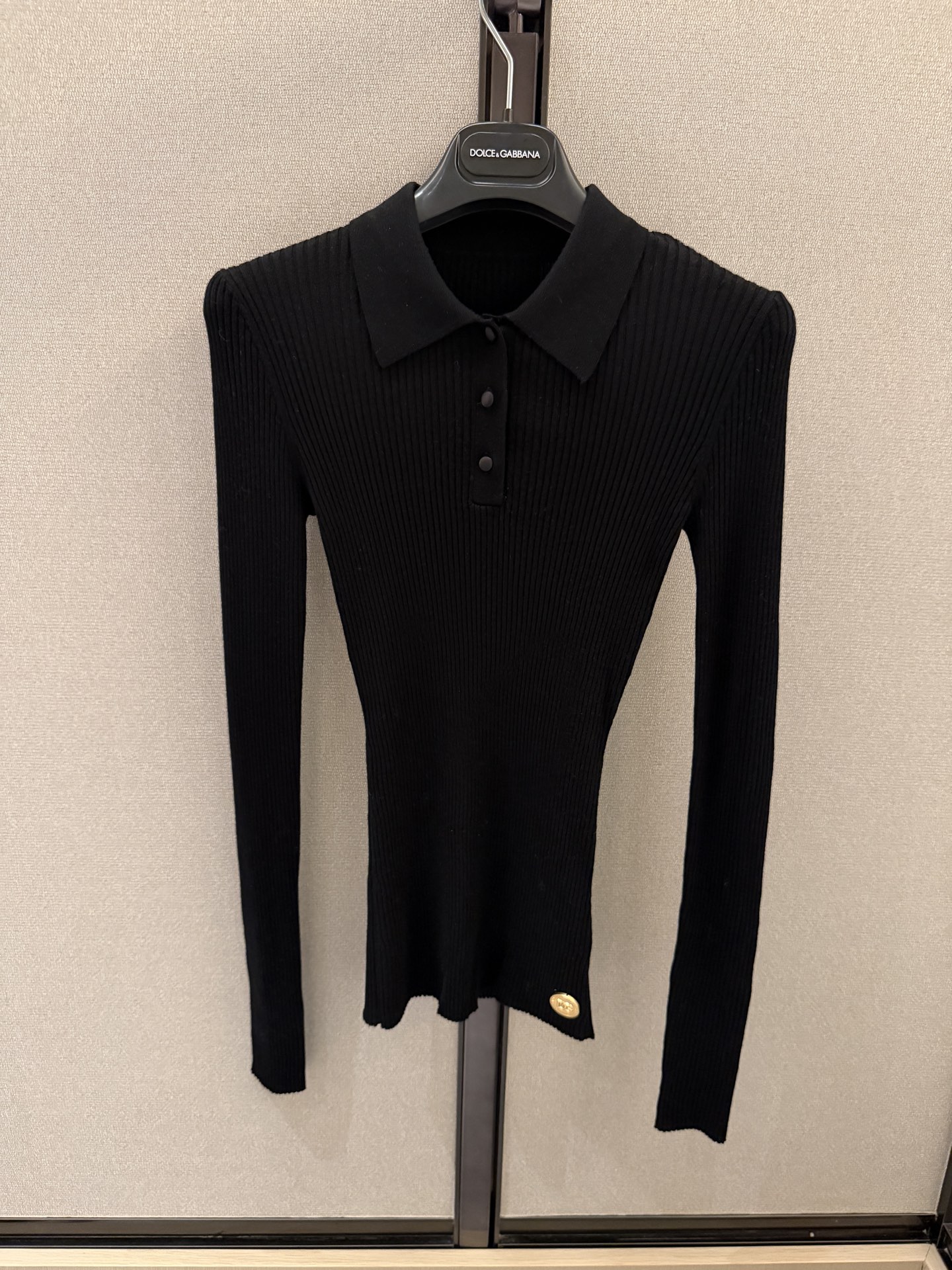 NO:713147,26 new early spring base sweater!  18-needle ultra-fine yarn, wool 85, cashmere 15, material elastic, slimming and slimming!  The base layer is great when worn alone. Available now: 36-38-40-42, sweaters,1986090926早春新款打底毛衣！18针超细纱 羊毛85 羊绒15材质弹力修身显瘦！打底单穿都很赞现货36-38-40-42,,sweaters,,Women's clothing