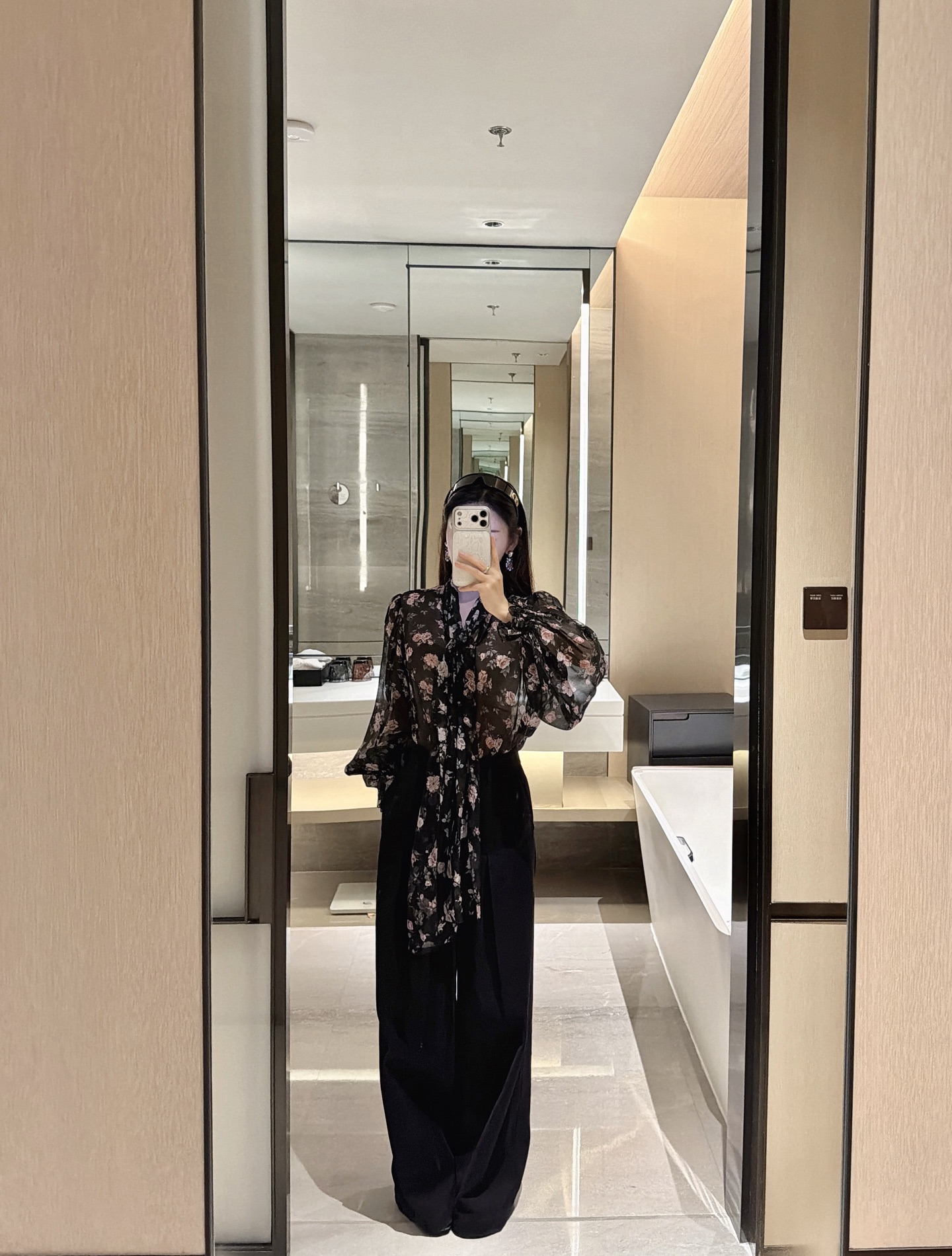 NO:716088,26 new early spring silk floral shirt!  Spot 36-38-40-42,,real silk,1986090926早春新品真丝碎花衬衣！现货36-38-40-42,,real silk,,Women's clothing