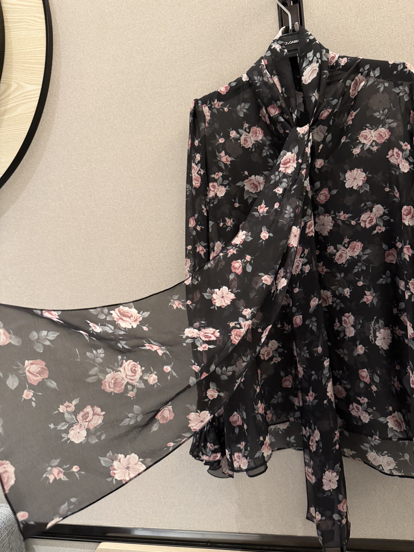 26早春新品❤️真丝碎花衬衣！现货36-38-40-42