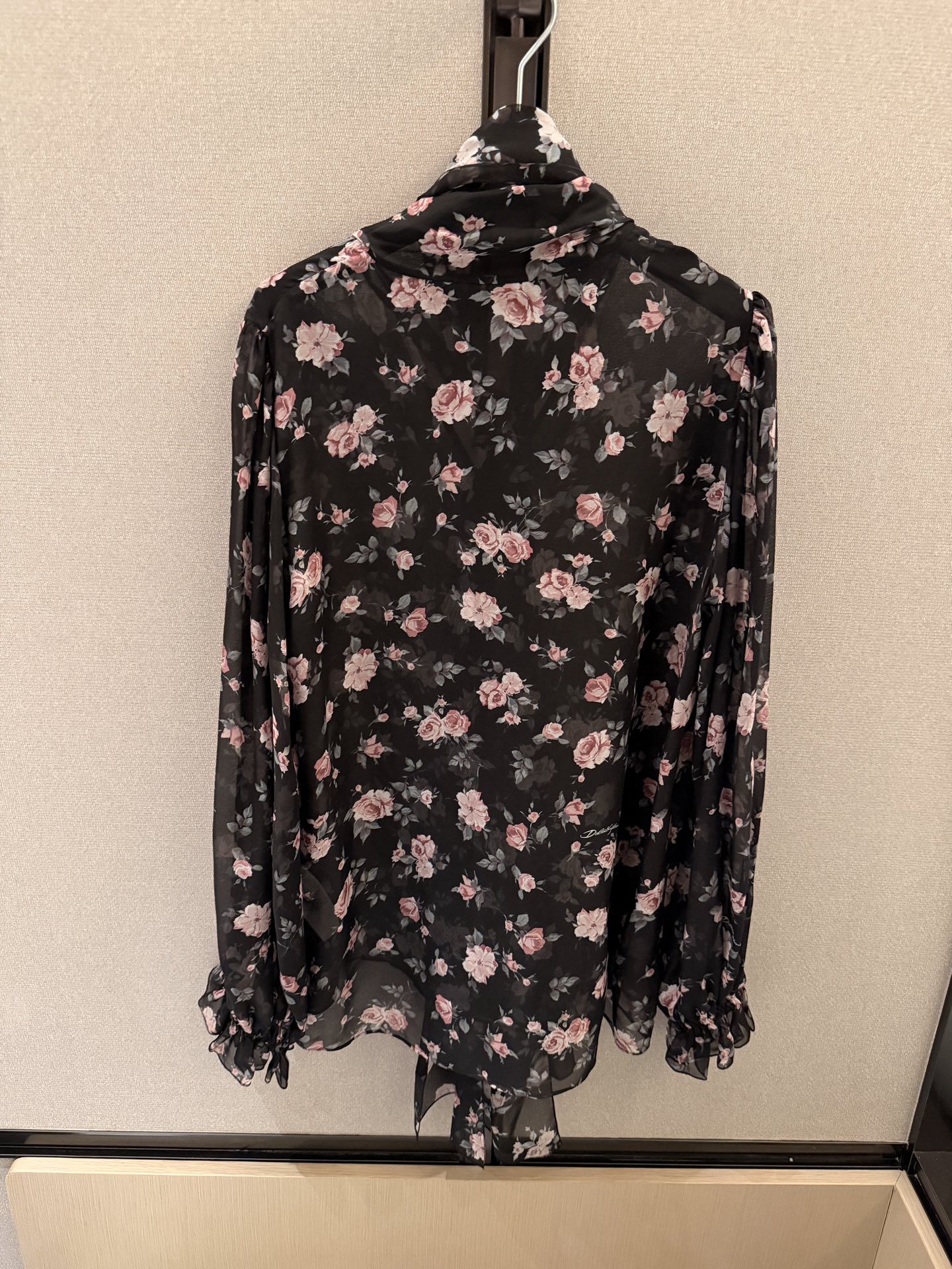 26早春新品❤️真丝碎花衬衣！现货36-38-40-42