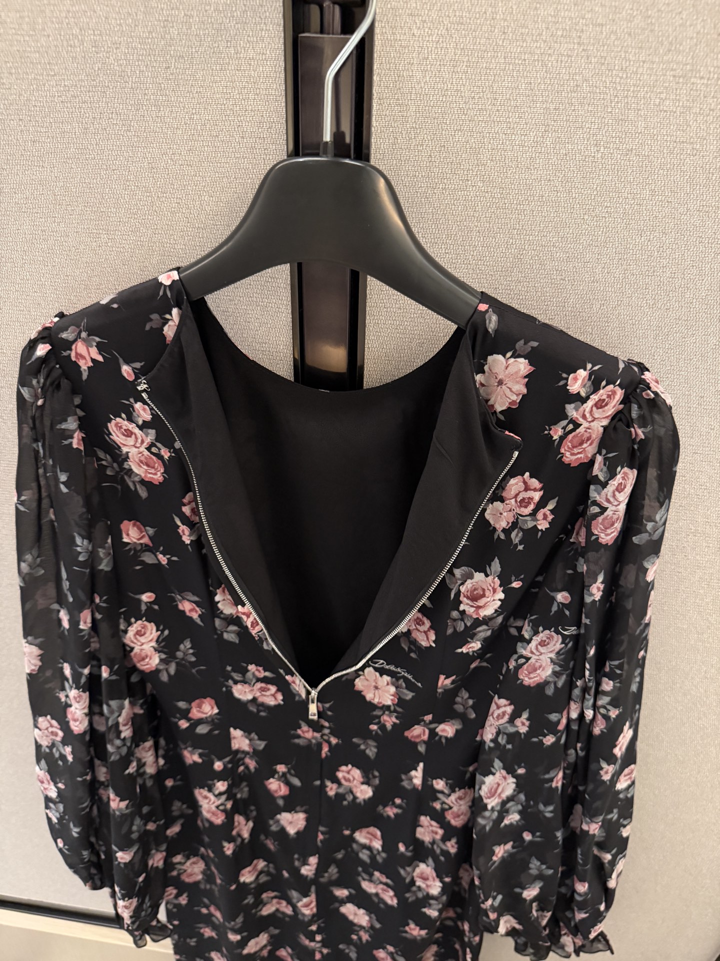 26早春新品❤️真丝缎面料连衣裙！今年大火的碎花系列！耐看不易过时现货36-38-40-42