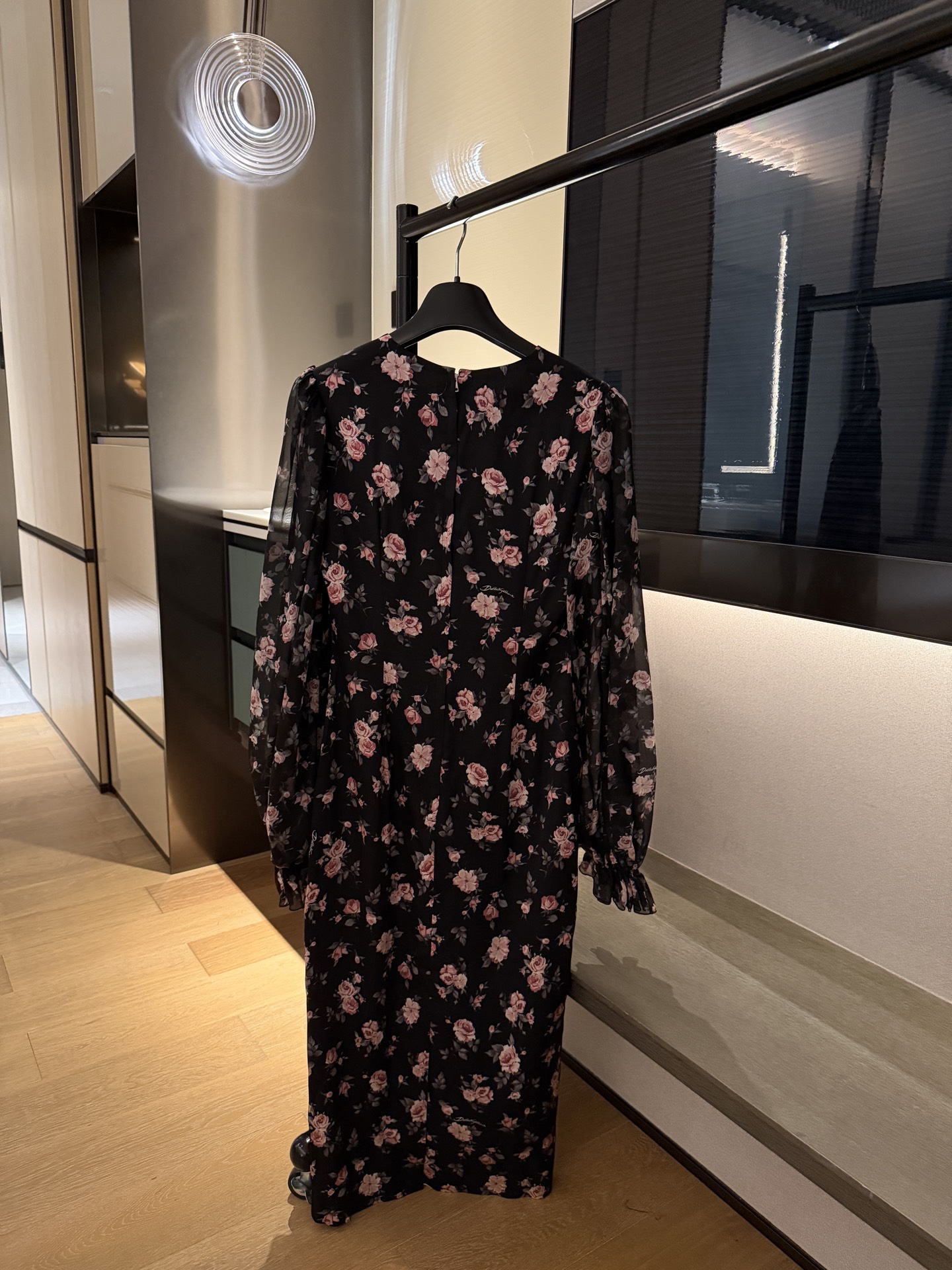 26早春新品❤️真丝缎面料连衣裙！今年大火的碎花系列！耐看不易过时现货36-38-40-42