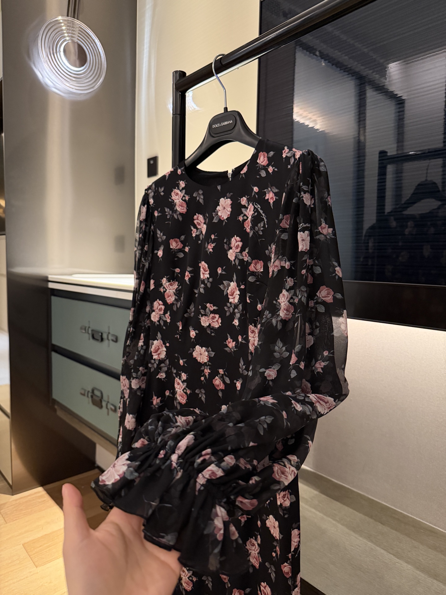 26早春新品❤️真丝缎面料连衣裙！今年大火的碎花系列！耐看不易过时现货36-38-40-42