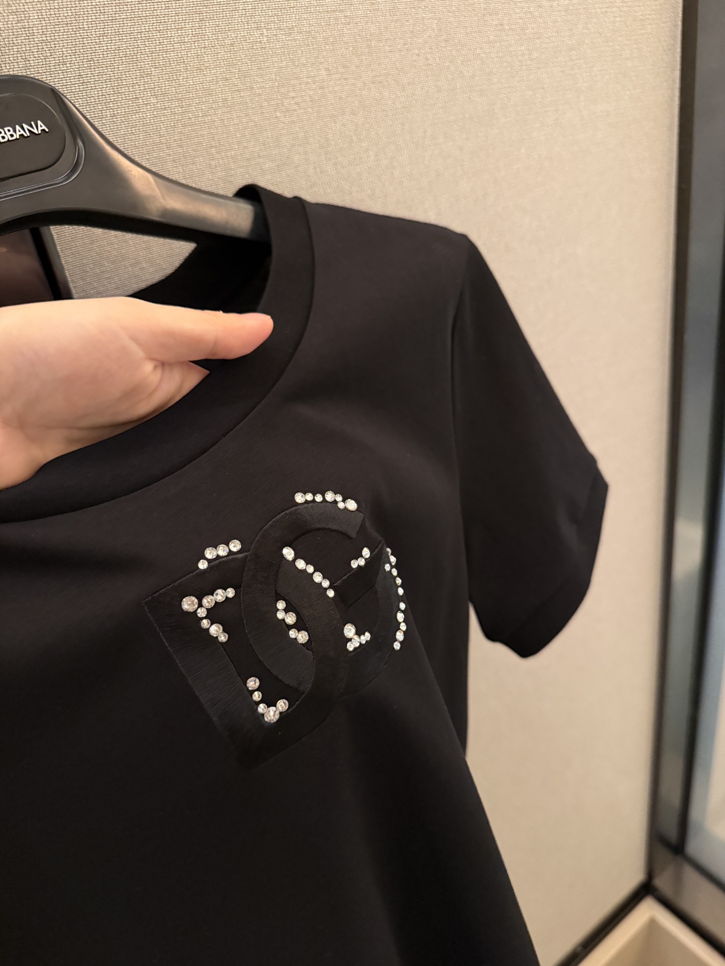 26春夏新款❤️纯棉logo刺绣T ➕真丝缎面料半裙！现货36-38-40-42 短袖