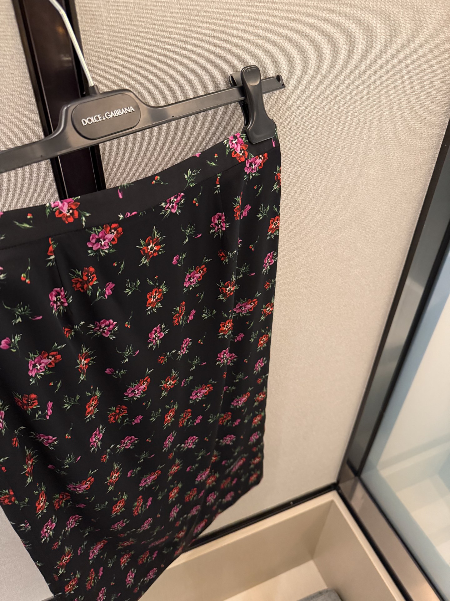 26春夏新款❤️纯棉logo刺绣T ➕真丝缎面料半裙！现货36-38-40-42 半裙