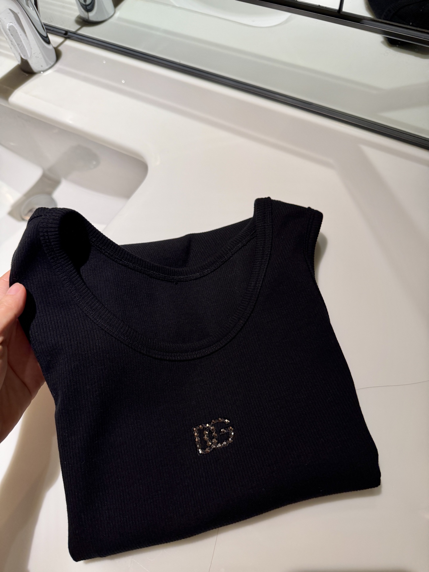26春夏新款❤️绣字烫钻黑色logo小背心！百搭款！36-38-40-42
