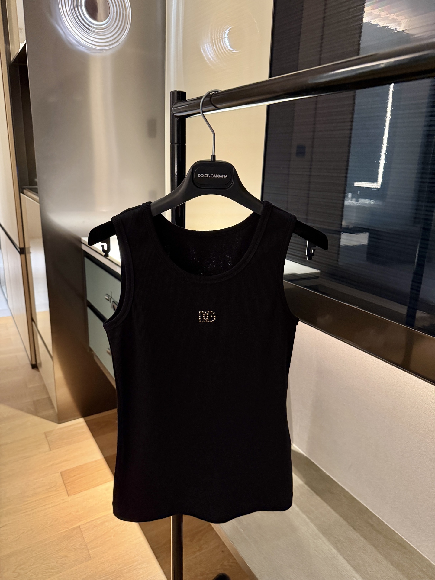 26春夏新款❤️绣字烫钻黑色logo小背心！百搭款！36-38-40-42