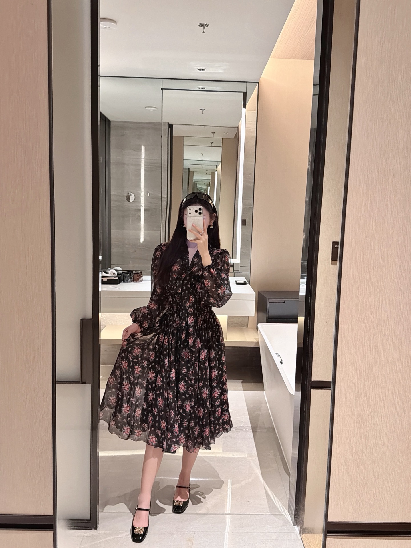 NO:739180,26 spring and summer new models are scheduled for delivery!  Versatile florals!  36-38-40-42,,1986090926春夏新款排单发货！百搭碎花！36-38-40-42,,,Women's clothing