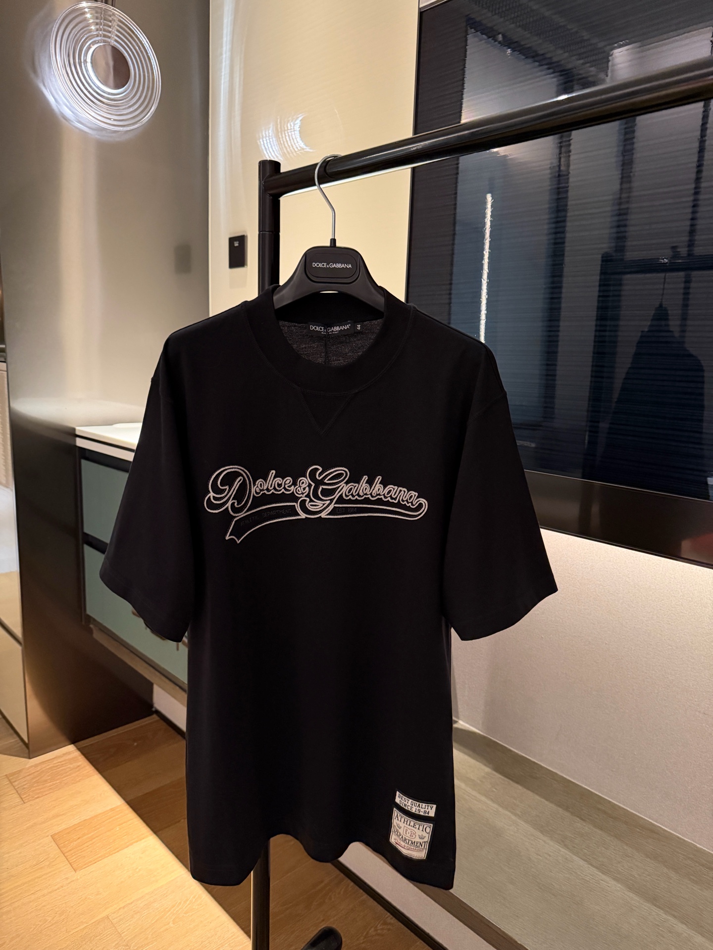 NO:740234,26 spring and summer new embroidered T, medium-sized models in stock 36-38-40-42,,1986090926春夏新款刺绣T 中型款现货36-38-40-42,,,Women's clothing