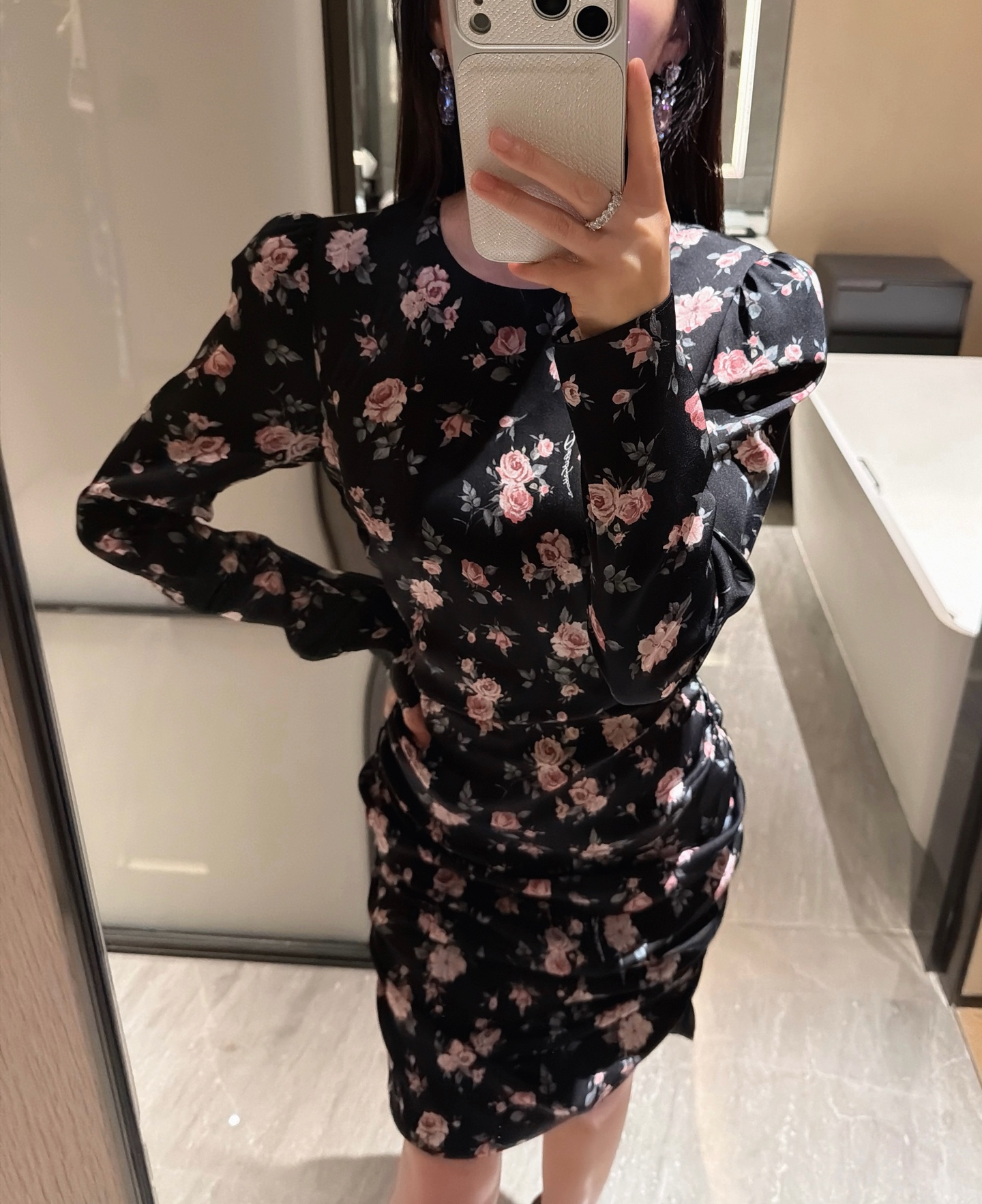 NO:748834,26 spring and summer new thickened silk waist pleated dress!  Order 36-38-40-42,,skirts,real silk,1986090926春夏新款加厚真丝收腰褶皱连衣裙！排单36-38-40-42,,skirts,real silk,,Women's clothing