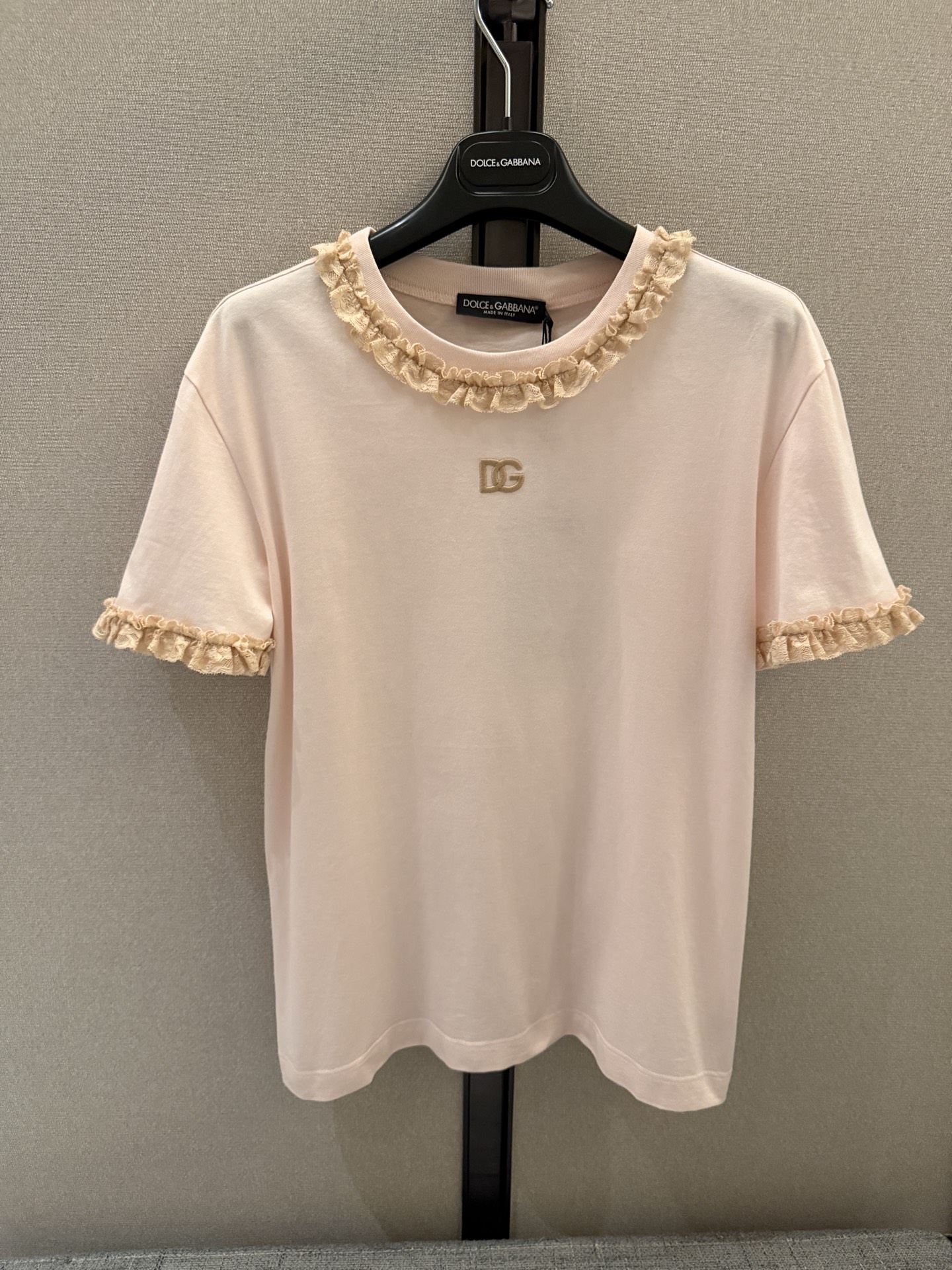 NO:750662,26 spring and summer new pink lace splicing T!  Pink and tender princess order 36-38-40-42Tp,,1986090926春夏新款粉色蕾丝花边拼接T！粉嫩嫩公主排单36-38-40-42Tp,,,Women's clothing