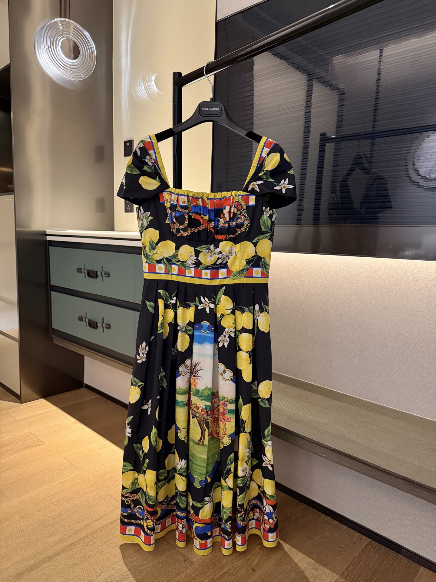 NO:751922,26 spring and summer new year of horse carriage series lemon pattern design dress!  Spot 36-38-40-42p,,skirts,1986090926春夏新款马年马车系列柠檬图案设计连衣裙！现货36-38-40-42p,,skirts,,Women's clothing