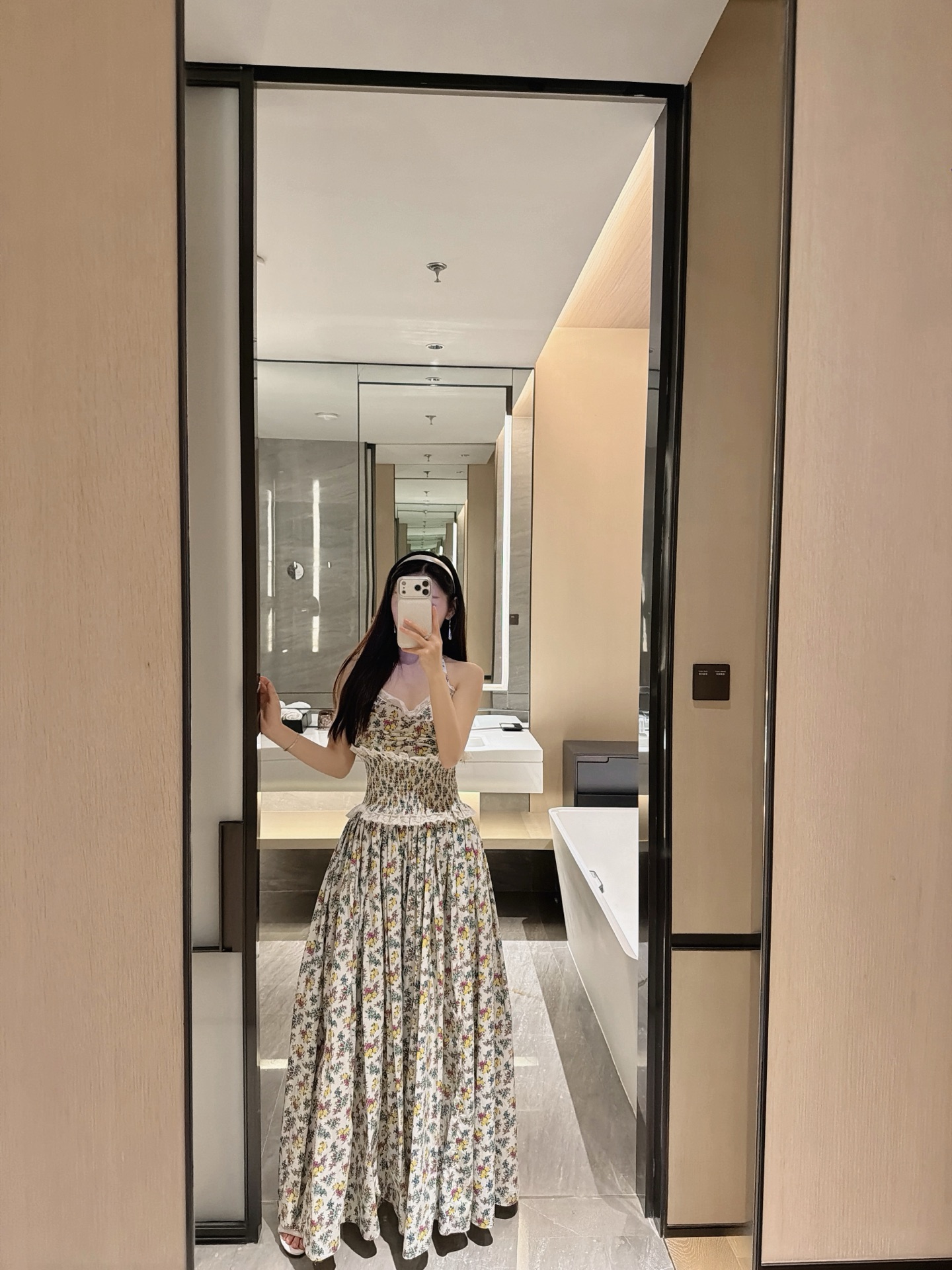 NO:752982,26 spring and summer new small floral suspender dress!  Spot 36-38-40-42p,,skirts,1986090926春夏新款小碎花吊带连衣裙！现货36-38-40-42p,,skirts,,Women's clothing