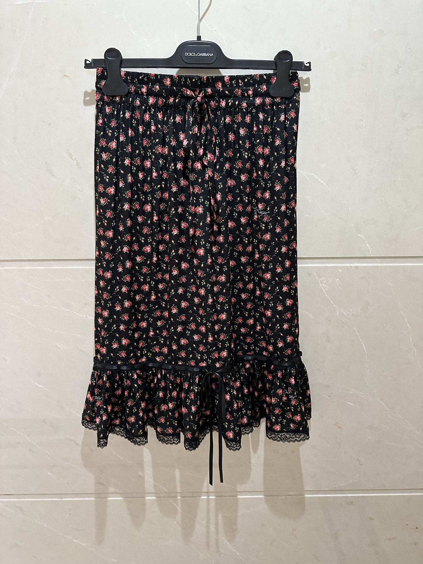 NO:753485,New thickened silk floral skirt for spring and summer 26!  Spot 36-38-40-42p,,skirts,real silk,1986090926春夏新款加厚真丝碎花半裙！现货36-38-40-42p,,skirts,real silk,,Women's clothing