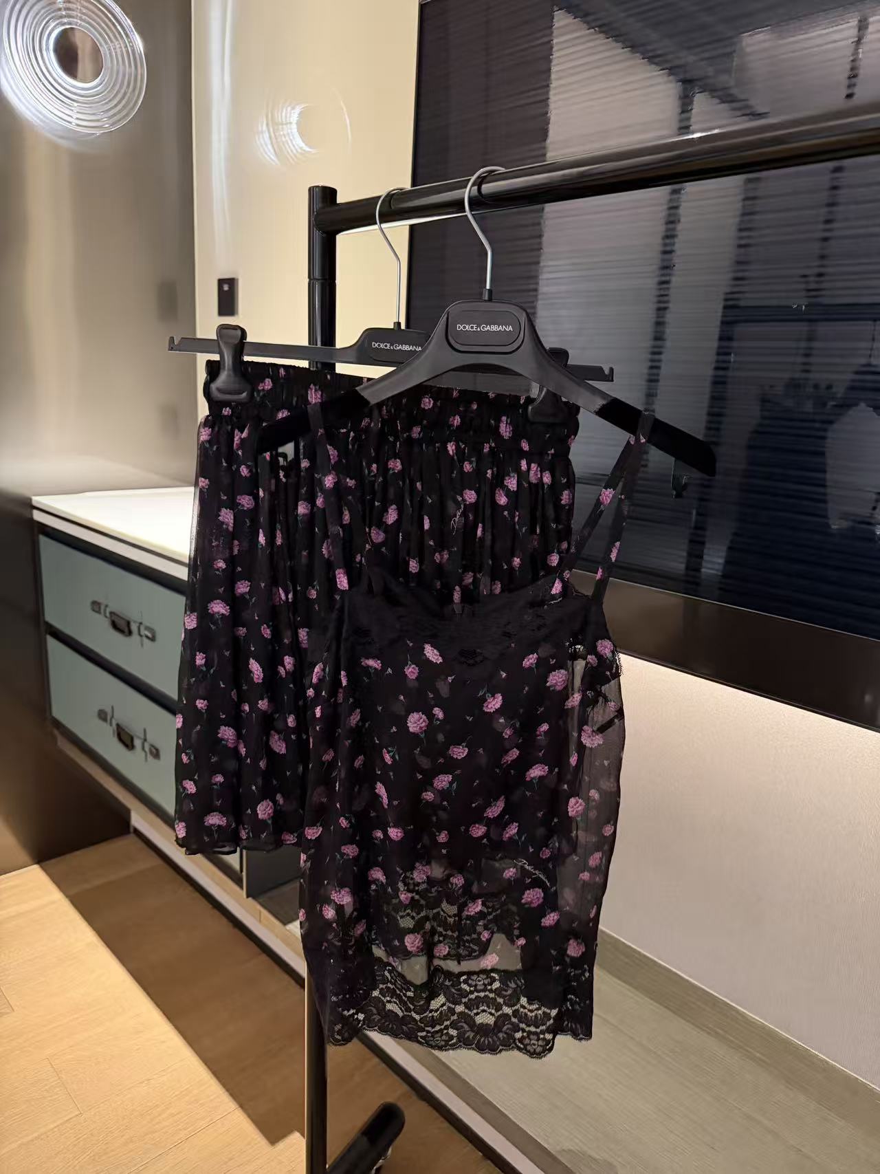 26春夏新款❤️真丝套装半裙是双层真丝印花面料现货36-38-40-42上衣