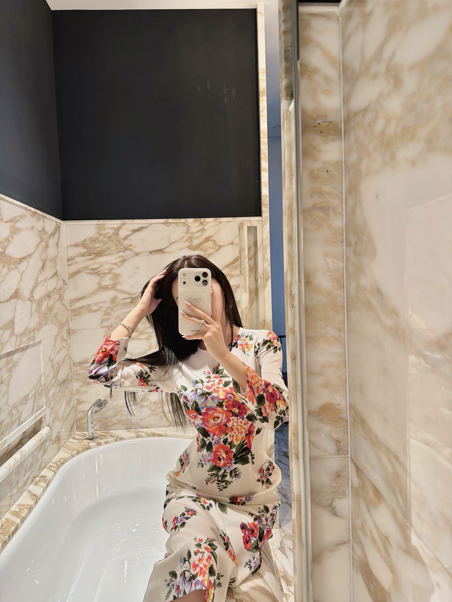 26春夏新款❤️定位印花连衣裙！里外全真丝面料！现货36-38-40-42