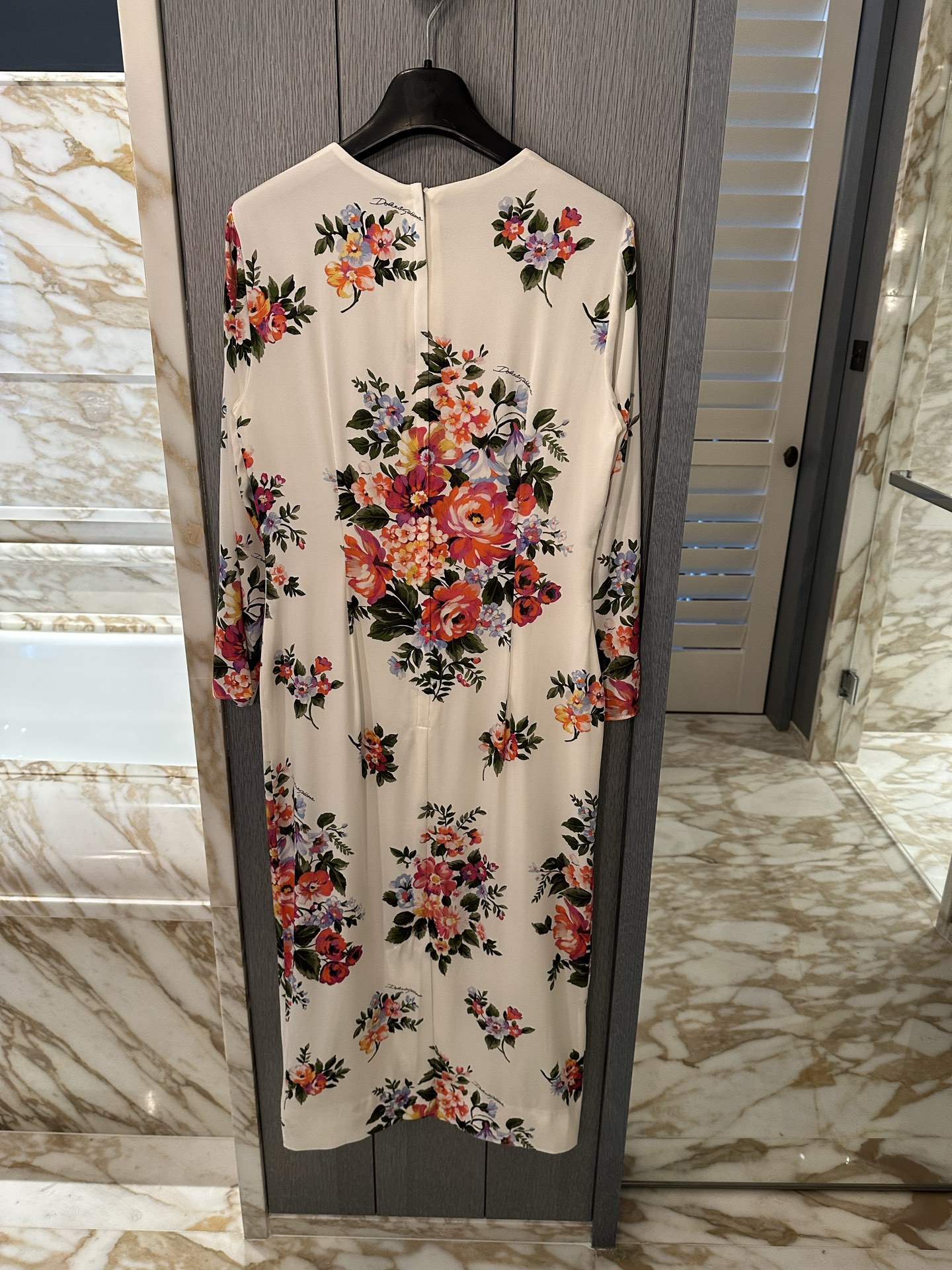 26春夏新款❤️定位印花连衣裙！里外全真丝面料！现货36-38-40-42