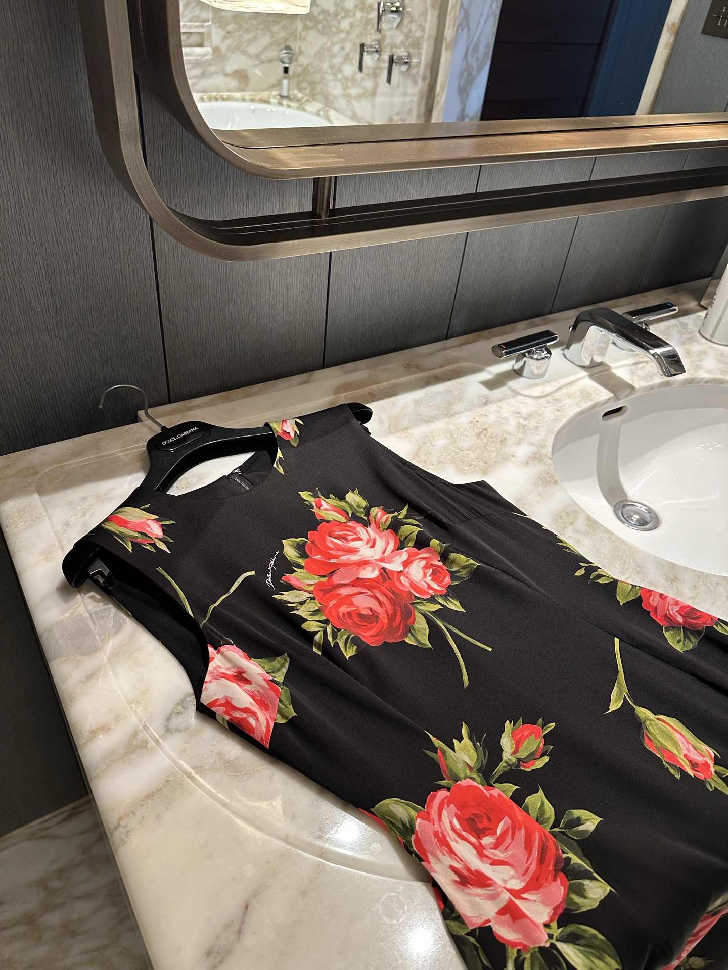 26春夏新款❤️真丝玫瑰地位印花连衣裙现货36-38-40-42