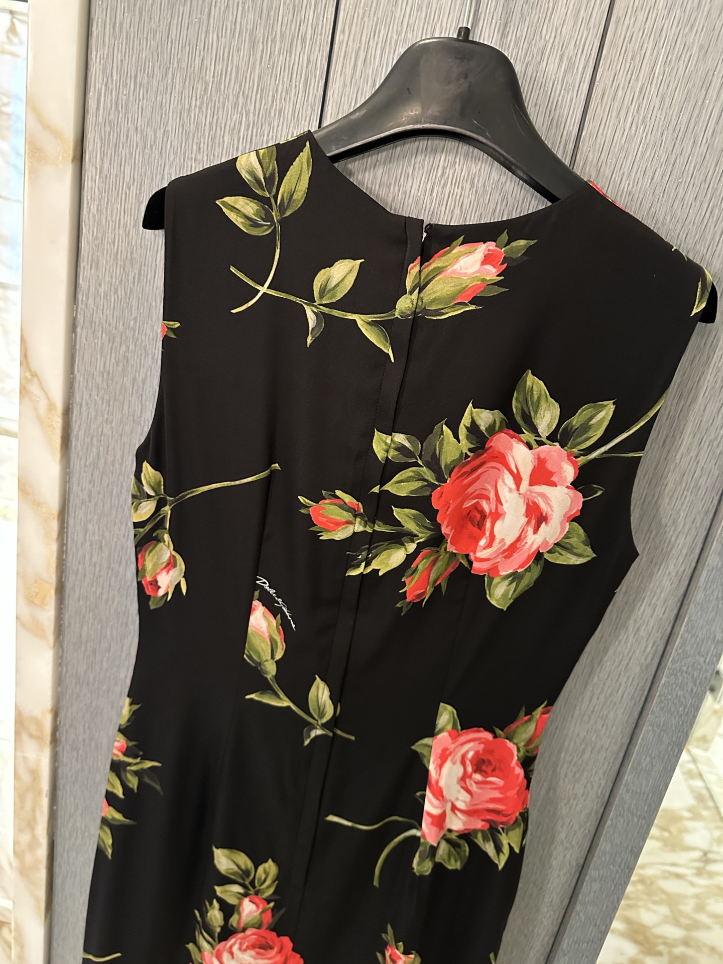 26春夏新款❤️真丝玫瑰地位印花连衣裙现货36-38-40-42