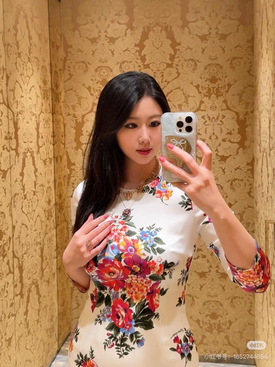 26春夏新款❤️定位印花连衣裙！里外全真丝面料！现货36-38-40-42