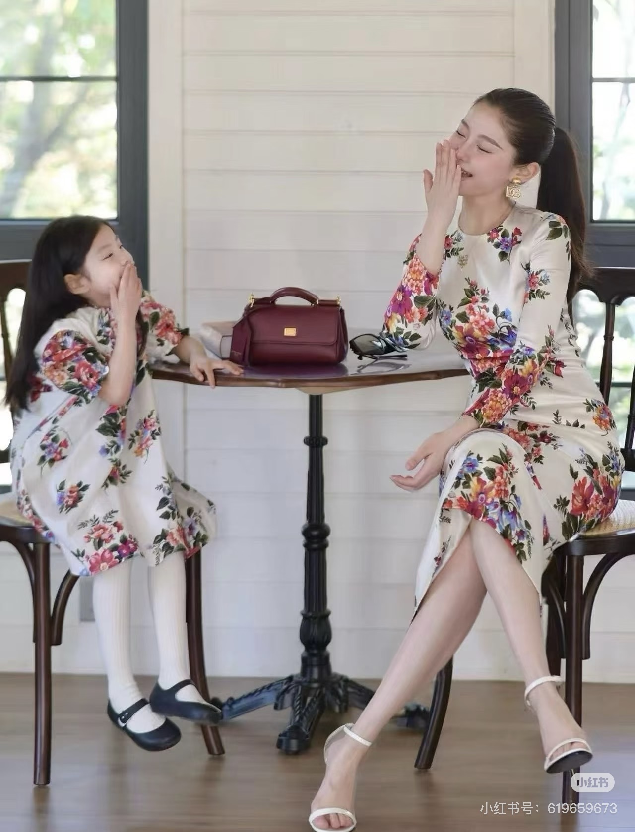 26春夏新款❤️定位印花连衣裙！里外全真丝面料！现货36-38-40-42