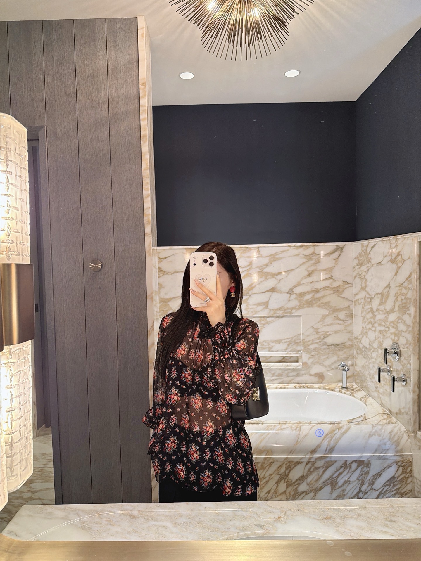 NO:797537,26 spring and summer new silk chiffon fabric shirt!  Small floral versatile ready-made 36-38-40-42, real silk,1986090926春夏新款真丝雪纺面料衬衣！小碎花百搭现货36-38-40-42,,real silk,,Women's clothing