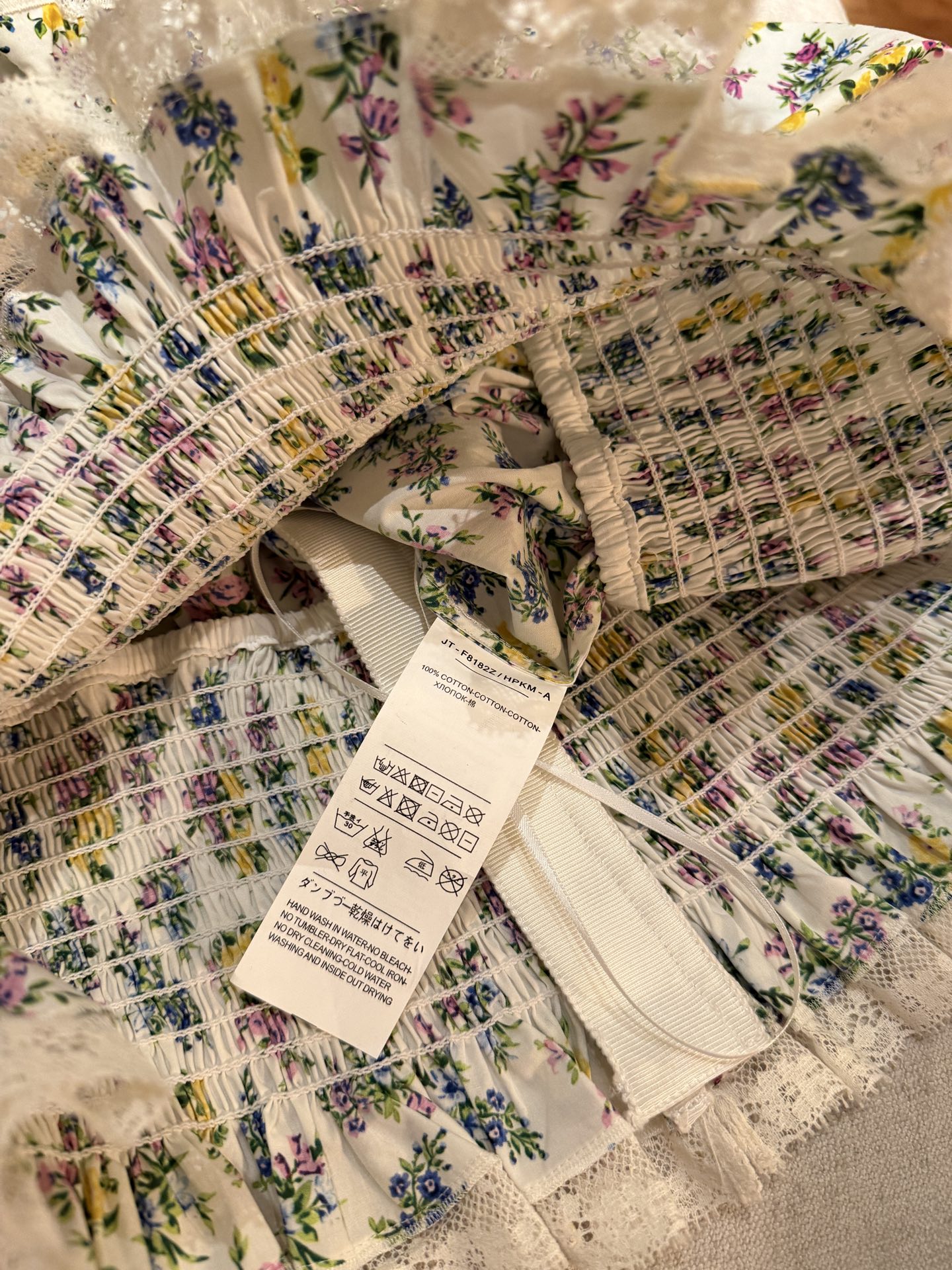 26春夏新款❤️现货纯棉打缆小碎花上衣！36-38-40-42