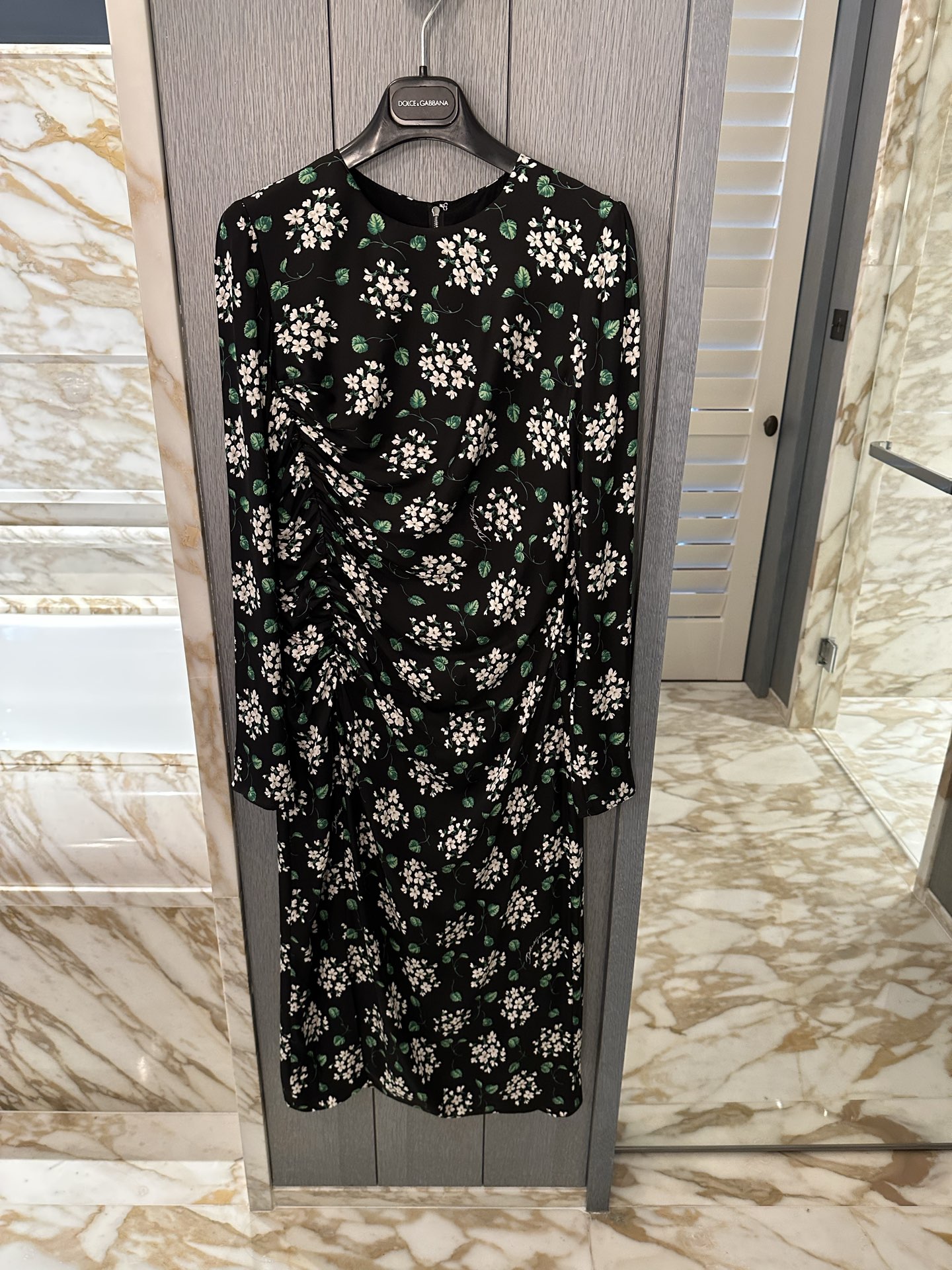 26春夏新款❤️真丝碎花收腰手摺连衣裙！里外全真丝面料排单15号出货36-38-40-42