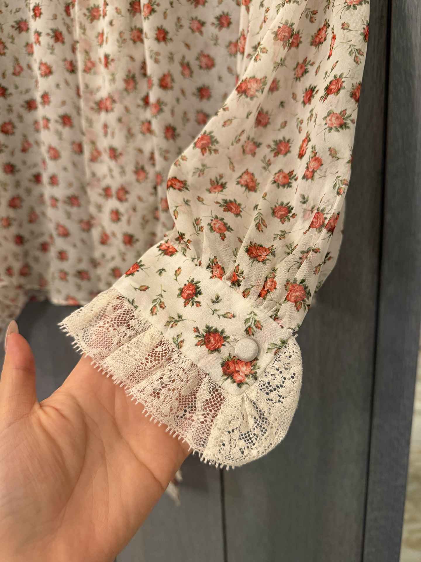 26春夏新款❤️真丝碎花衬衣现货36-38-40-42