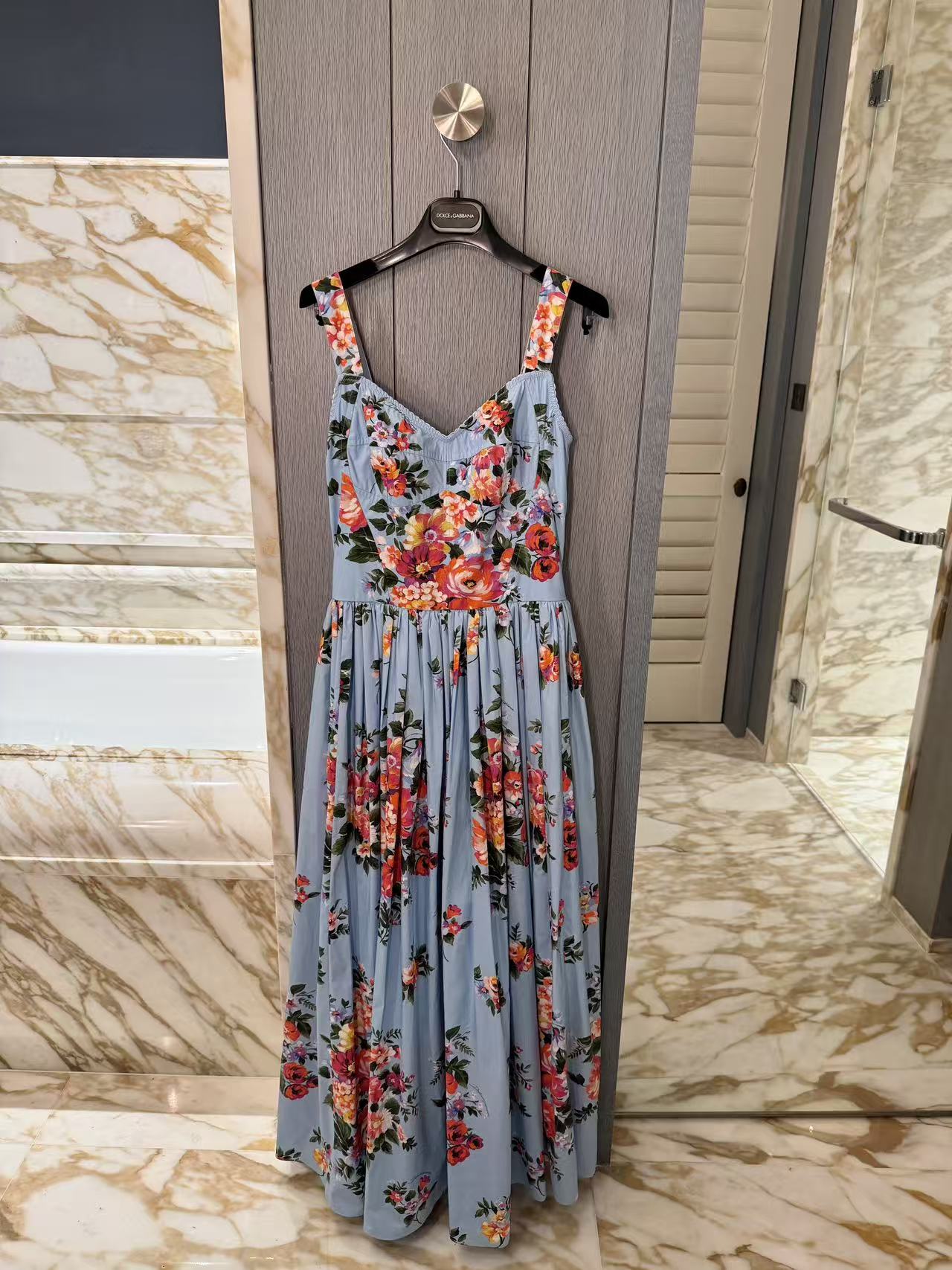 NO:807343,26 spring and summer new suspender dress!  Shipping orders on the 25th!  36-38-40-42,,skirts,1986090926春夏新款吊带连衣裙！25号出货排单！36-38-40-42,,skirts,,Women's clothing