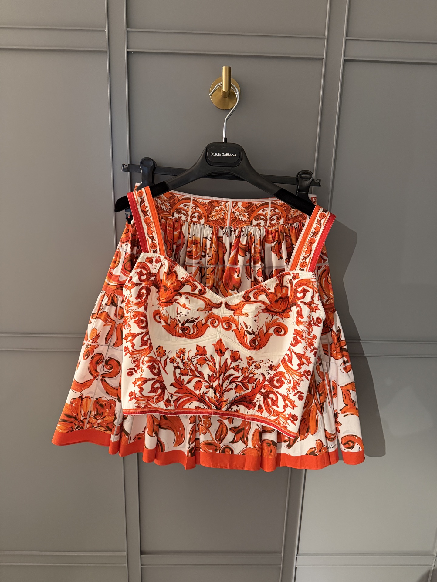 NO:876417,26 spring and summer new style ceramic glazed silk printed vest!  Order 36-38-40-42,,real silk,1986090926春夏新款陶釉款真丝印花背心！排单36-38-40-42,,real silk,,Women's clothing