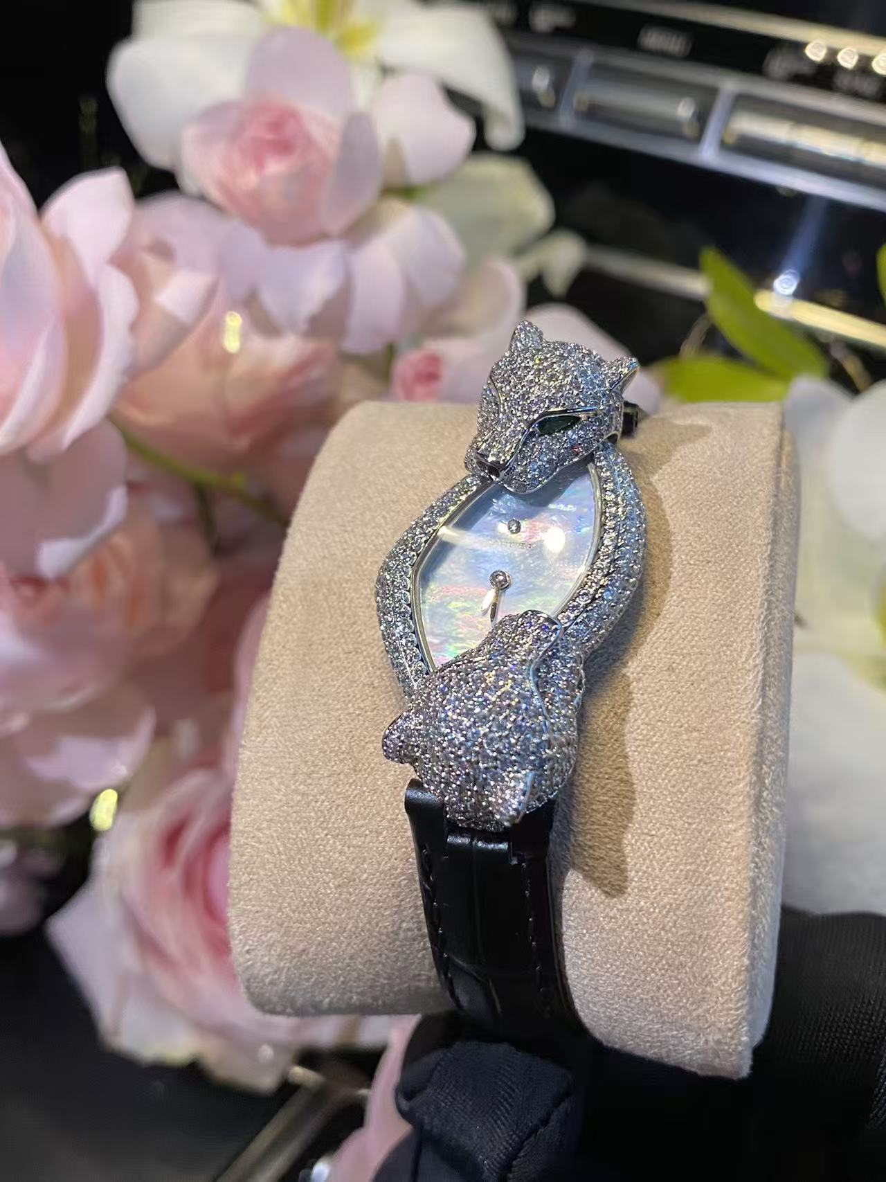 NO:858627,2026 new Cartier jewelry leopard series watch,,cartier,cartier198609092026 年新款 Cartier 卡地亚 珠宝豹子系列腕表,,cartier,cartier,Watch