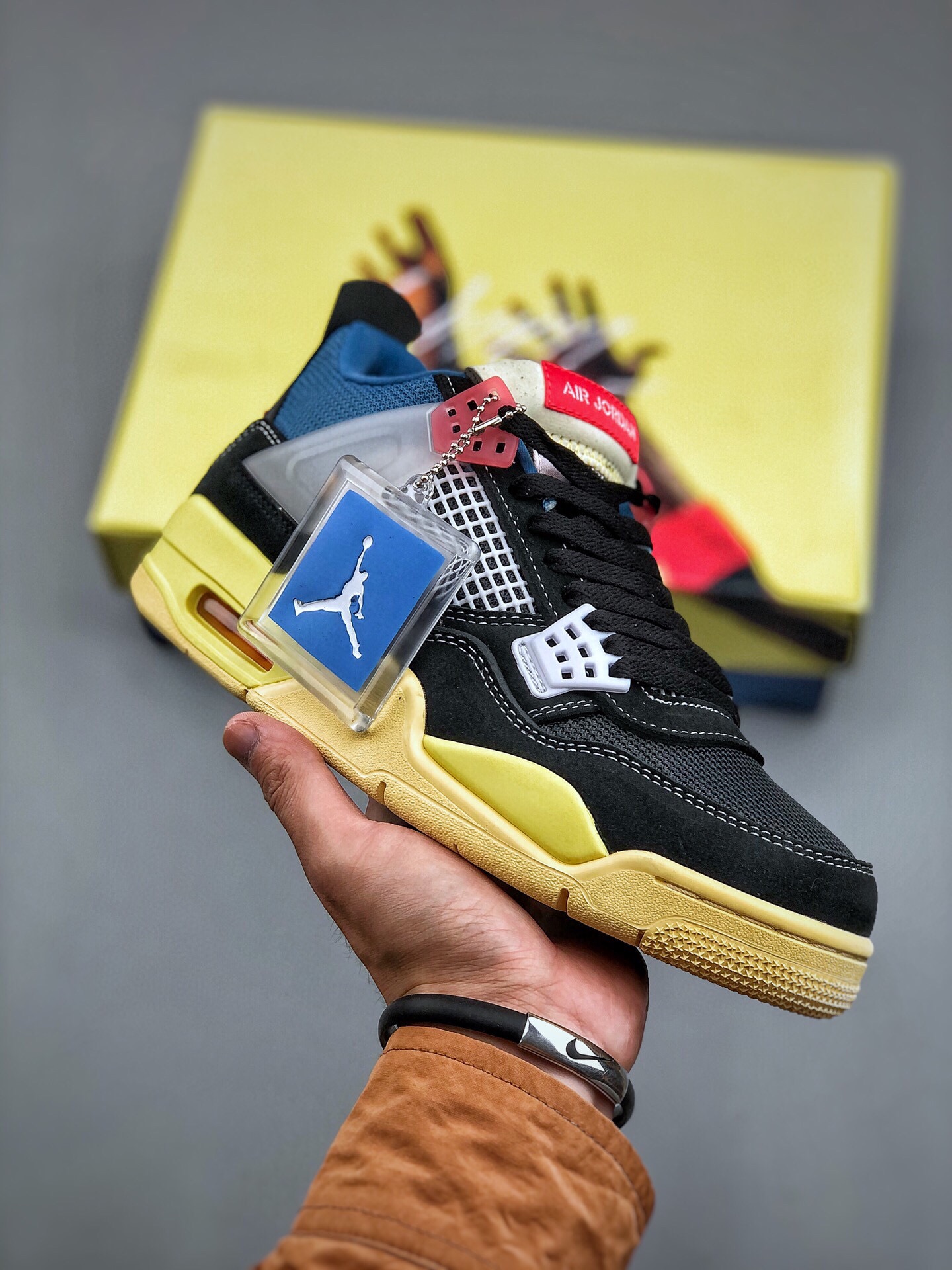 GX Union LA x Air Jordan AJ4 Retro オノワール 特徴