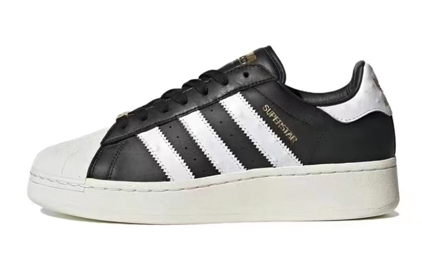 顶级纯原 市售最高版本🔥 🈴️集💰170
厚底头层 Adidas Originals Superstar XLG 松糕贝壳头板鞋 原楦原纸版数据开发版型 外置耐磨防滑鞋底组合扇贝防踢头盖片  
尺码：35-45
