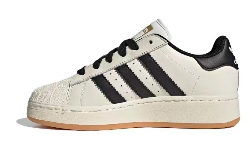 顶级纯原 市售最高版本🔥 🈴️集💰170
厚底头层 Adidas Originals Superstar XLG 松糕贝壳头板鞋 原楦原纸版数据开发版型 外置耐磨防滑鞋底组合扇贝防踢头盖片  
尺码：35-45