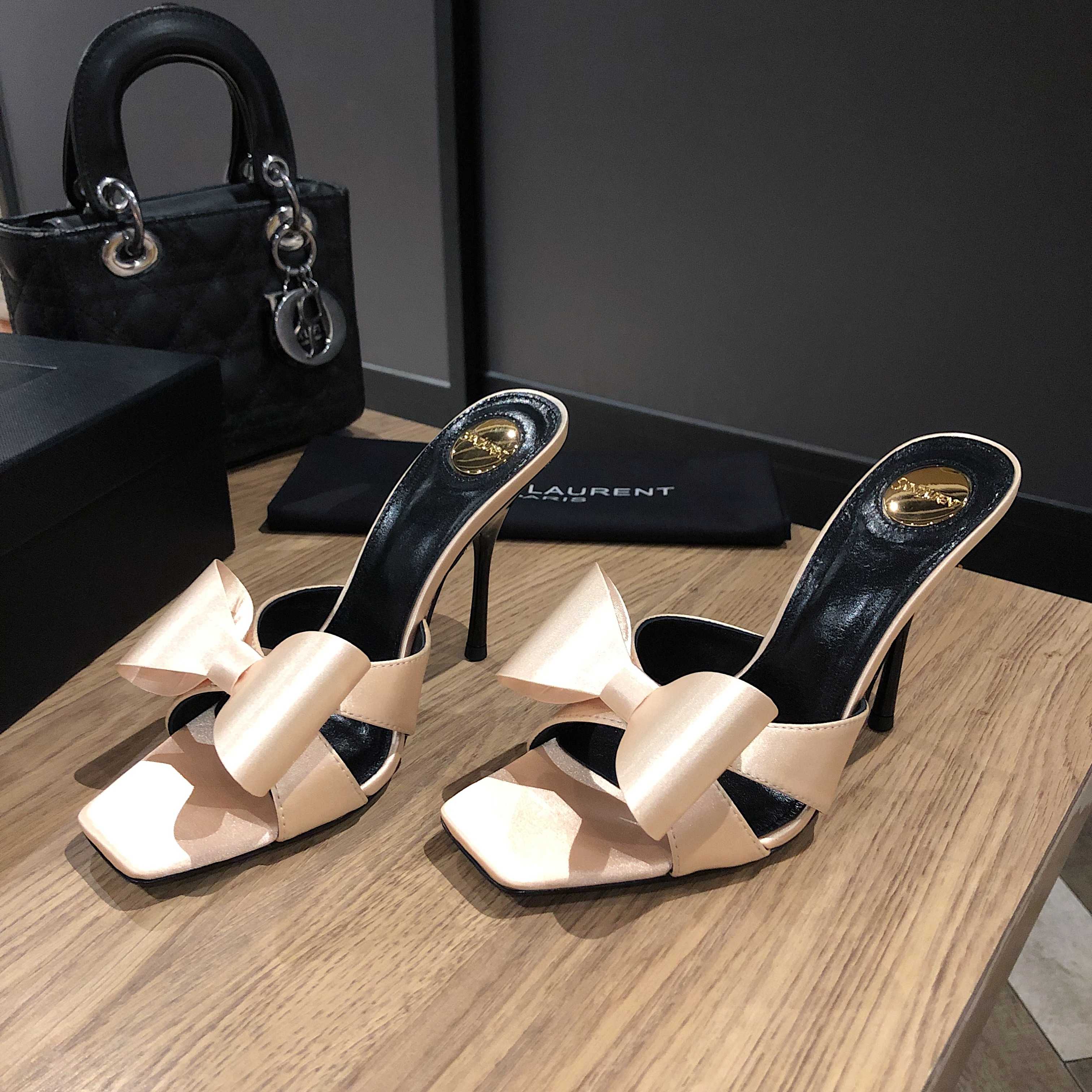 Saint Laurent Classic Luxury Leather Shoe Loafer Ref 2