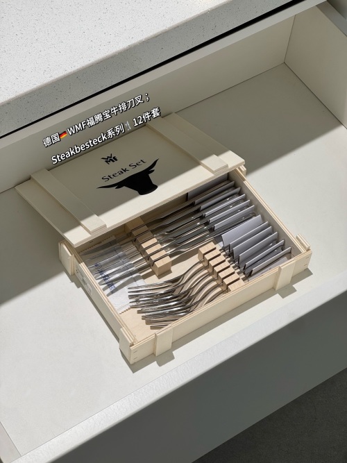 WMF Steakbesteck 12-Piece Stainless Steel Steak Knife and Fork Set in Wood Box 1 WMF Steakbesteck 12-Piece Stainless Steel Steak Knife and Fork Set in Wood Box