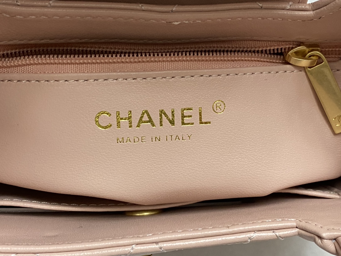 AS4416 Chanel 23K kelly 凯莉 23k秋冬走秀爆款来袭 不仅衣服 包包也很多设计非常赞的款式,但是,我要说的是包包 8