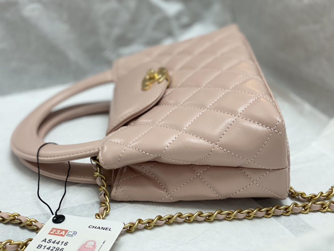 AS4416 Chanel 23K kelly 凯莉 23k秋冬走秀爆款来袭 不仅衣服 包包也很多设计非常赞的款式,但是,我要说的是包包 4