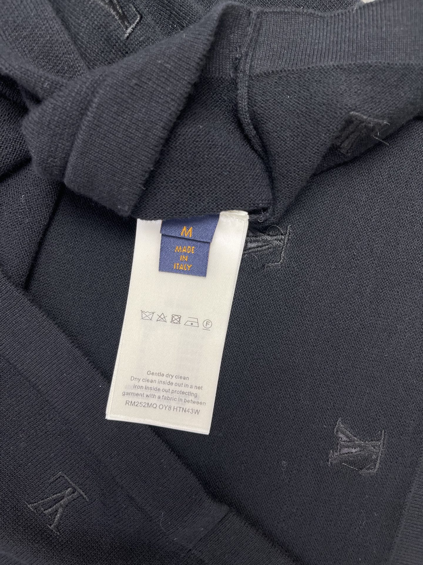 루이비통 25SS 남성 반팔 131759 Louis Vuitton T Shirt 썸네일 이미지
