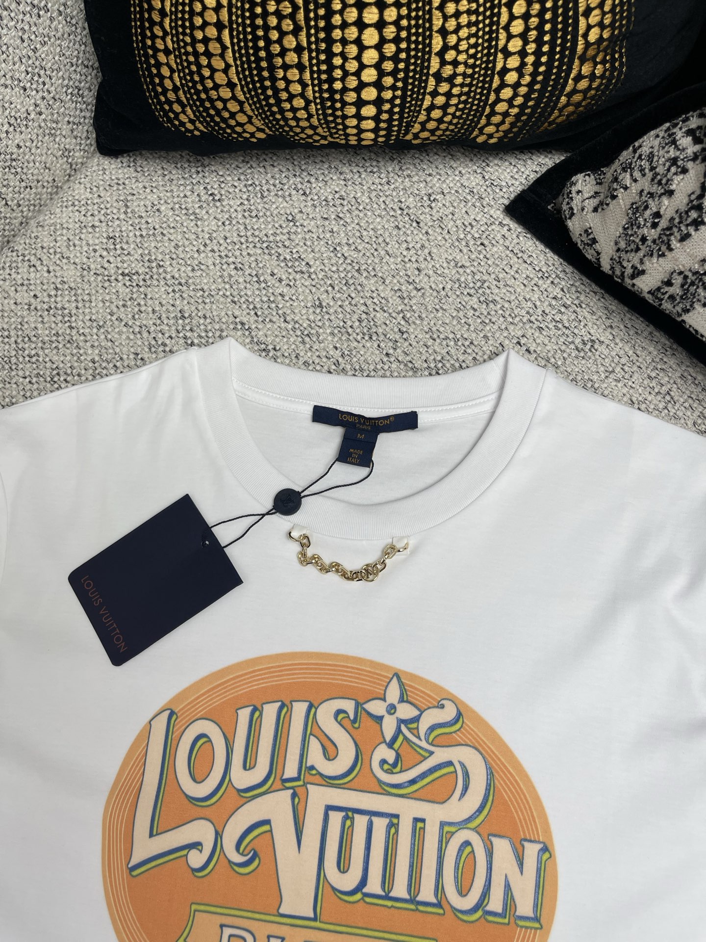 루이비통 25SS 남성 반팔 131758 Louis Vuitton T Shirt 썸네일 이미지
