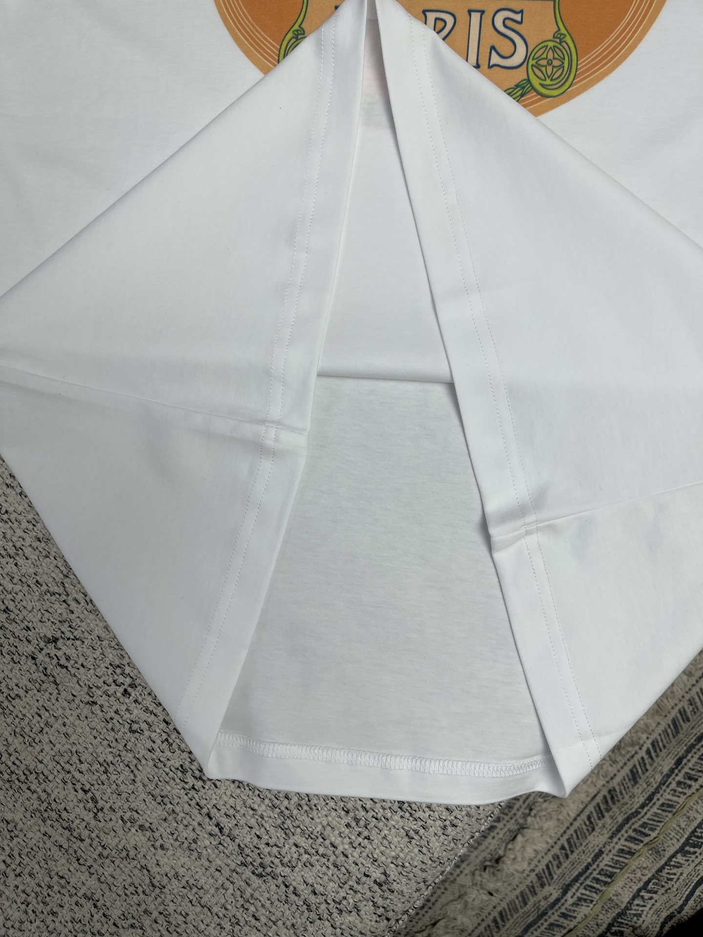 루이비통 25SS 남성 반팔 131758 Louis Vuitton T Shirt 썸네일 이미지
