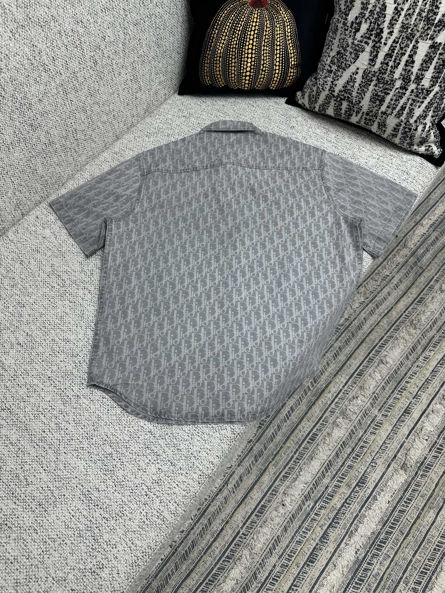 디올 25SS 남성 반팔 131752 Dior T Shirt 썸네일 이미지