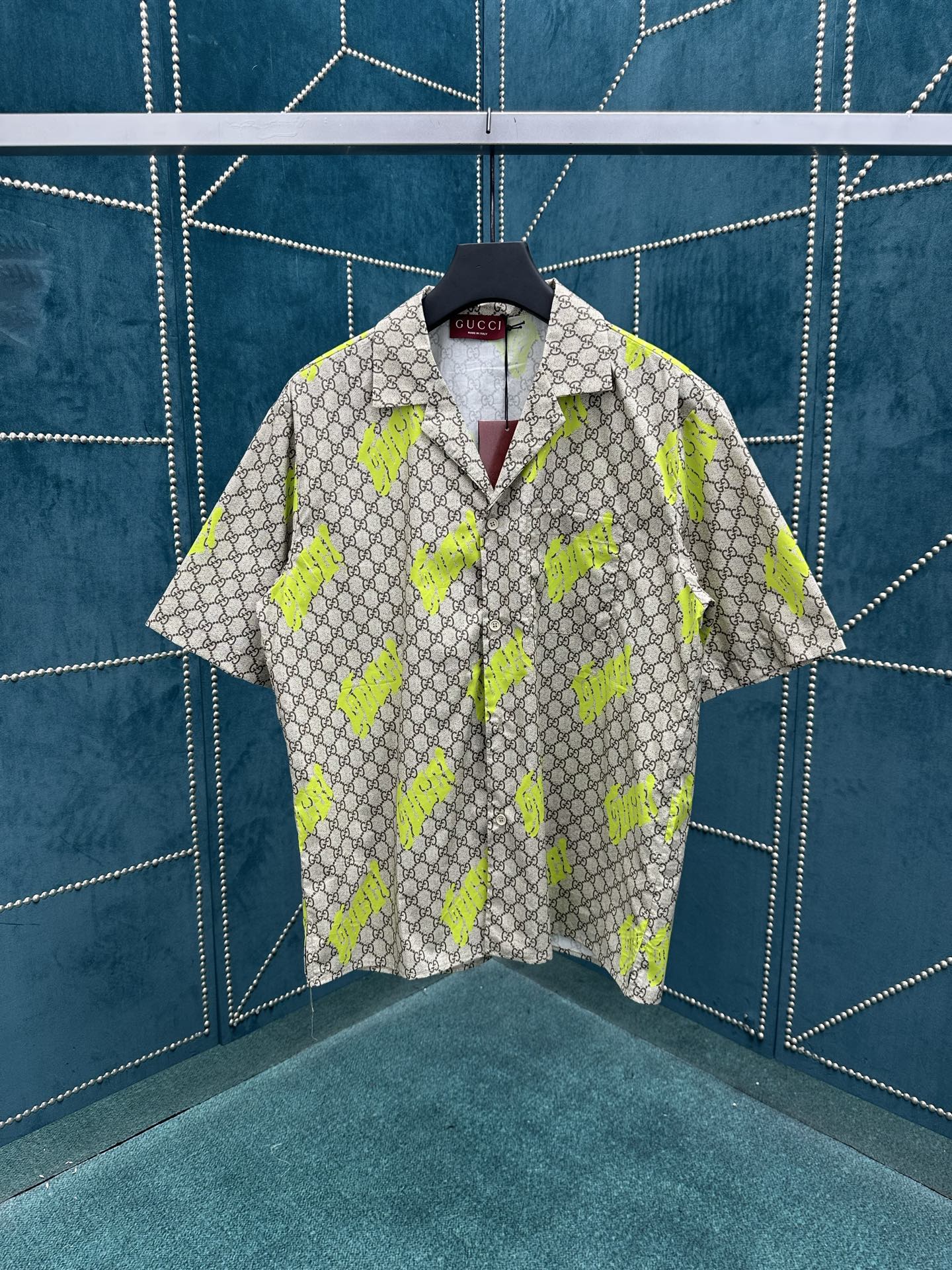 Gucci Beige, Brown & Lemon Green Cotton Shirt with Gucci Print - New 25SS 2 i1746861389460 3327 0 0