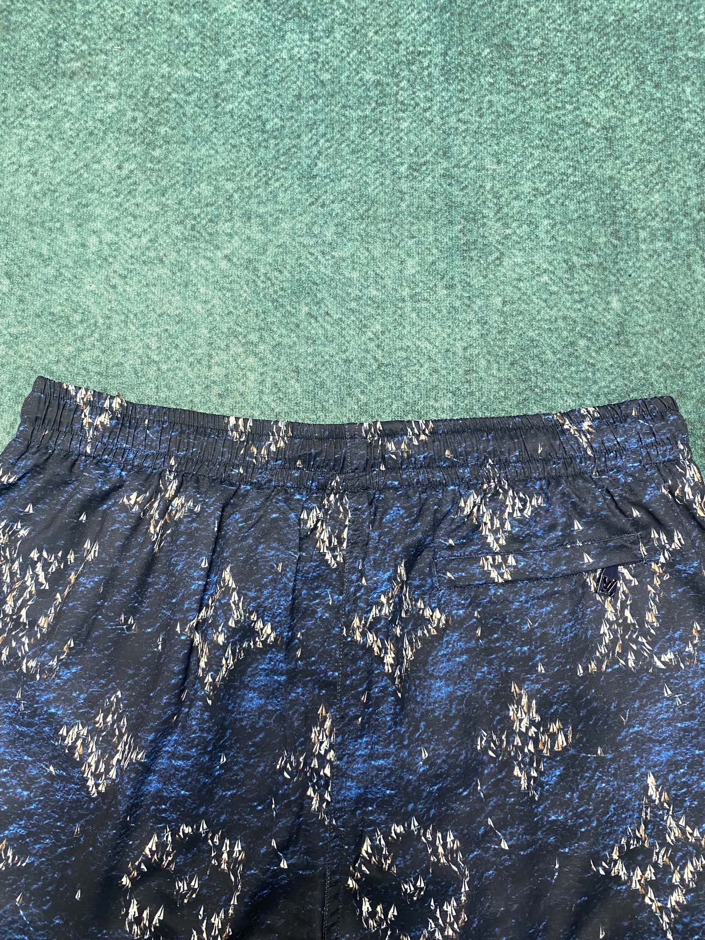 Louis Vuitton 25SS Monogram Regatta Beach Shorts - Summer Style 8 i1747209874176 4274 0 6